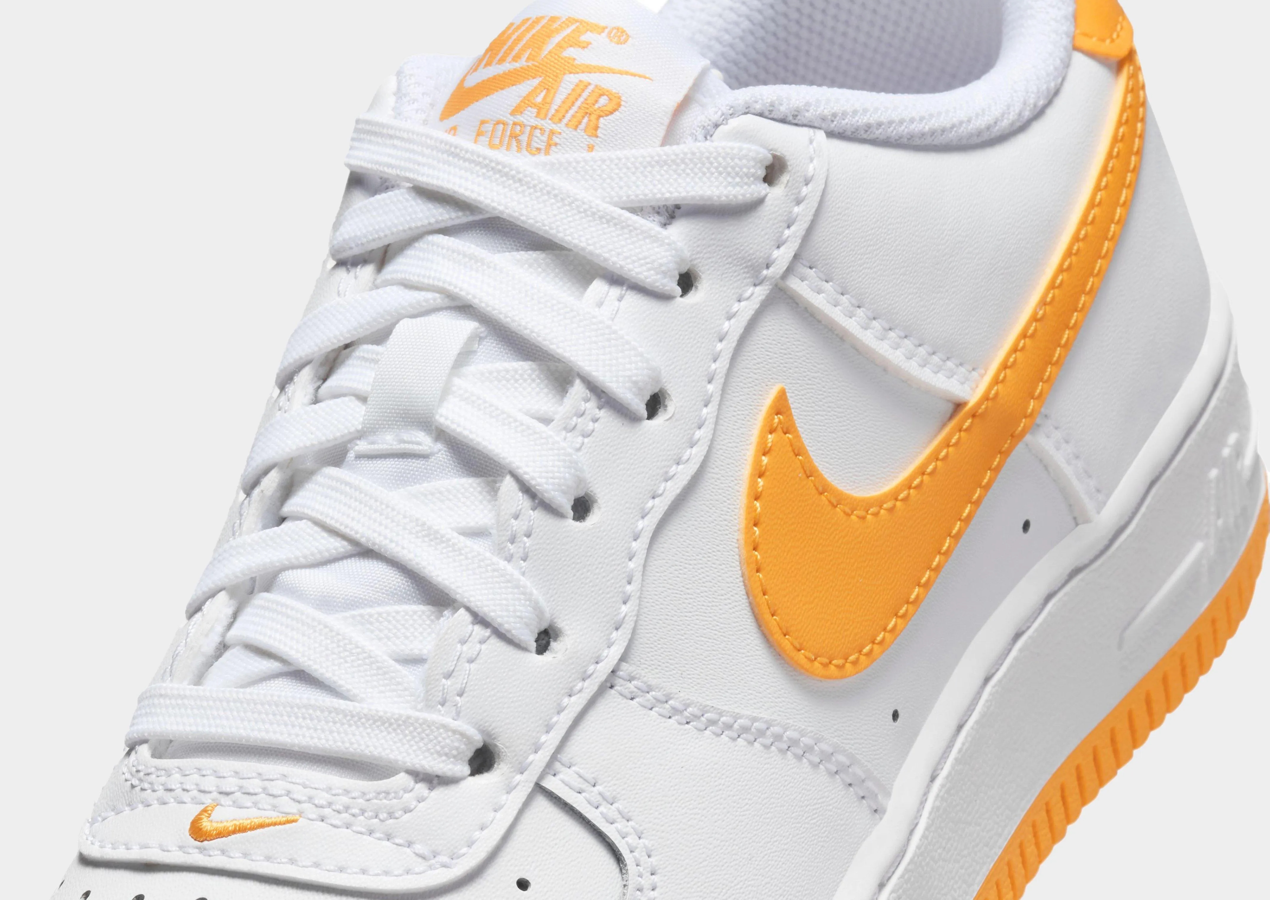 Air Force 1 Junior's Minimalist Footwear Design Muscle Friendly