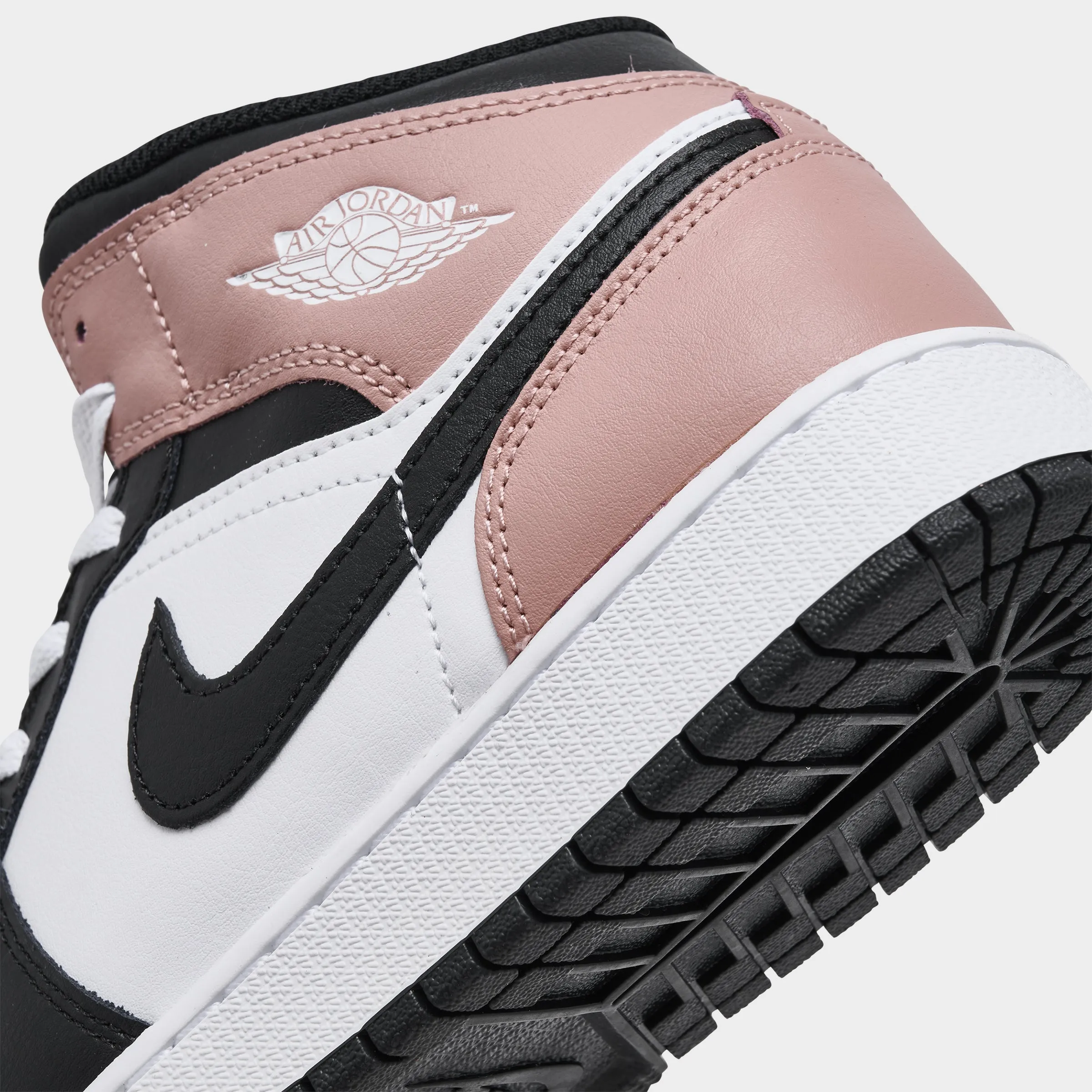 Jordan 1 Mid GS White / Black - Rust Pink Flexible forefoot