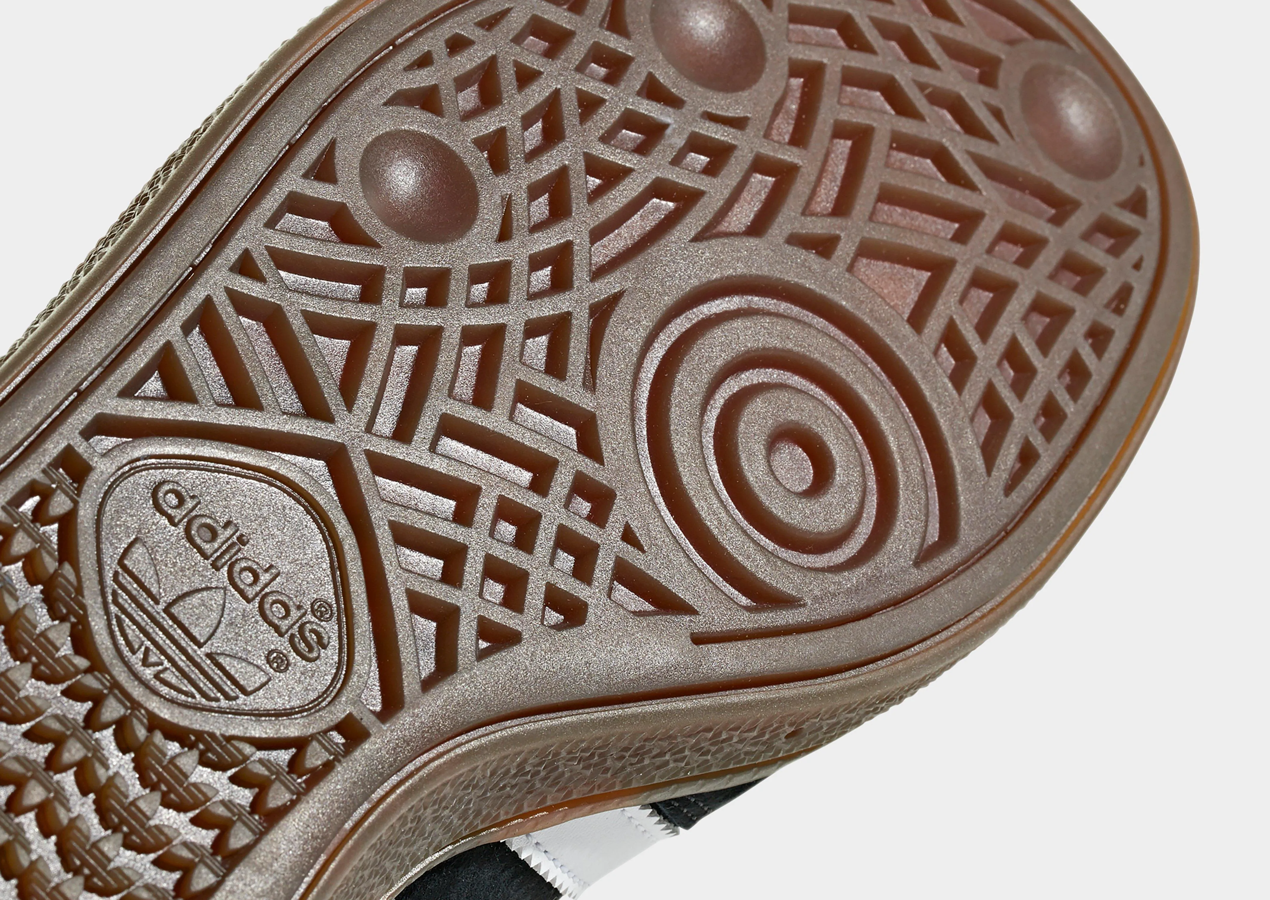 Handball Spezial ElasticMaterial Shine Step