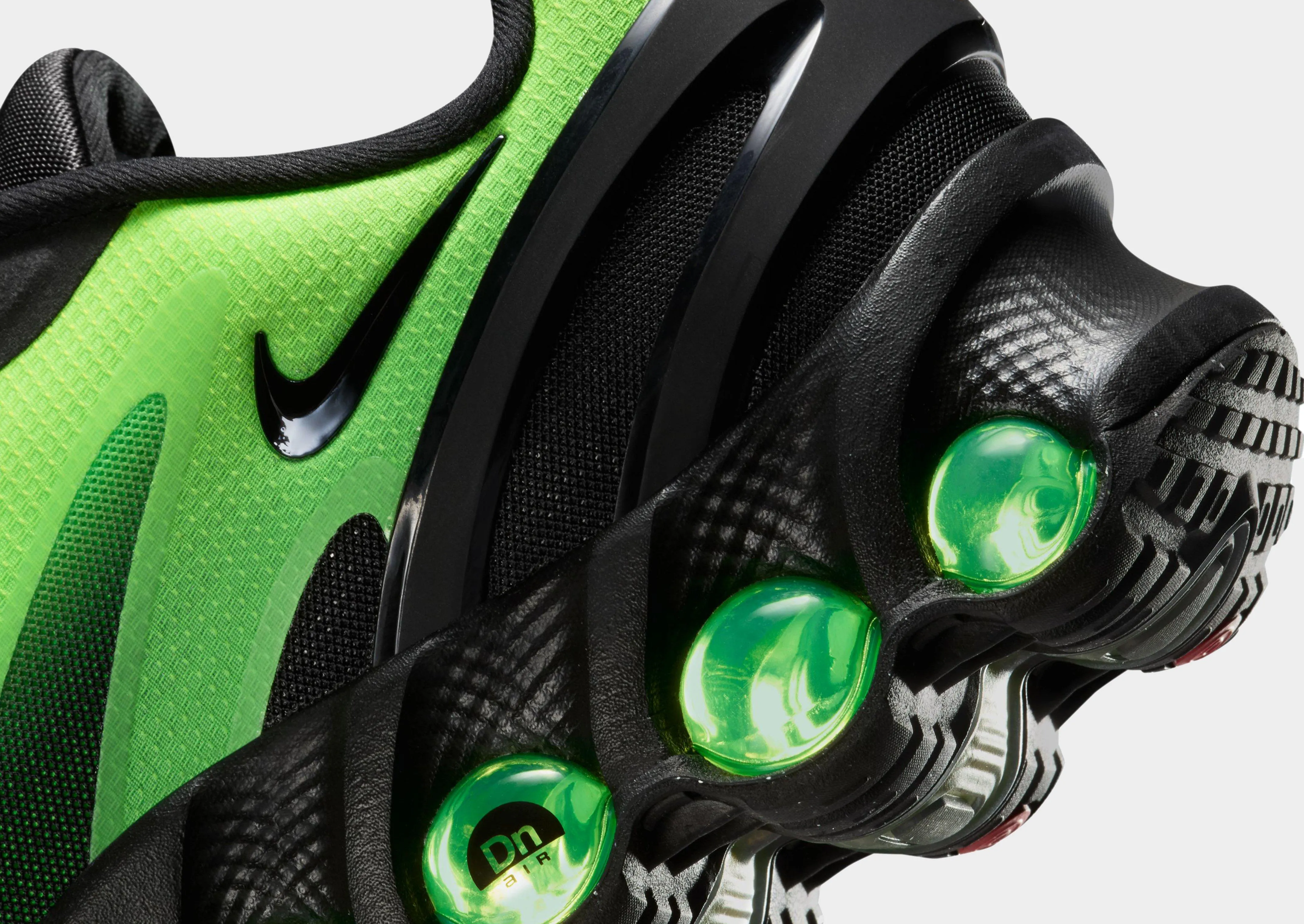 Outdoor Walks Ultra Cushioned Collar Air Max DN8