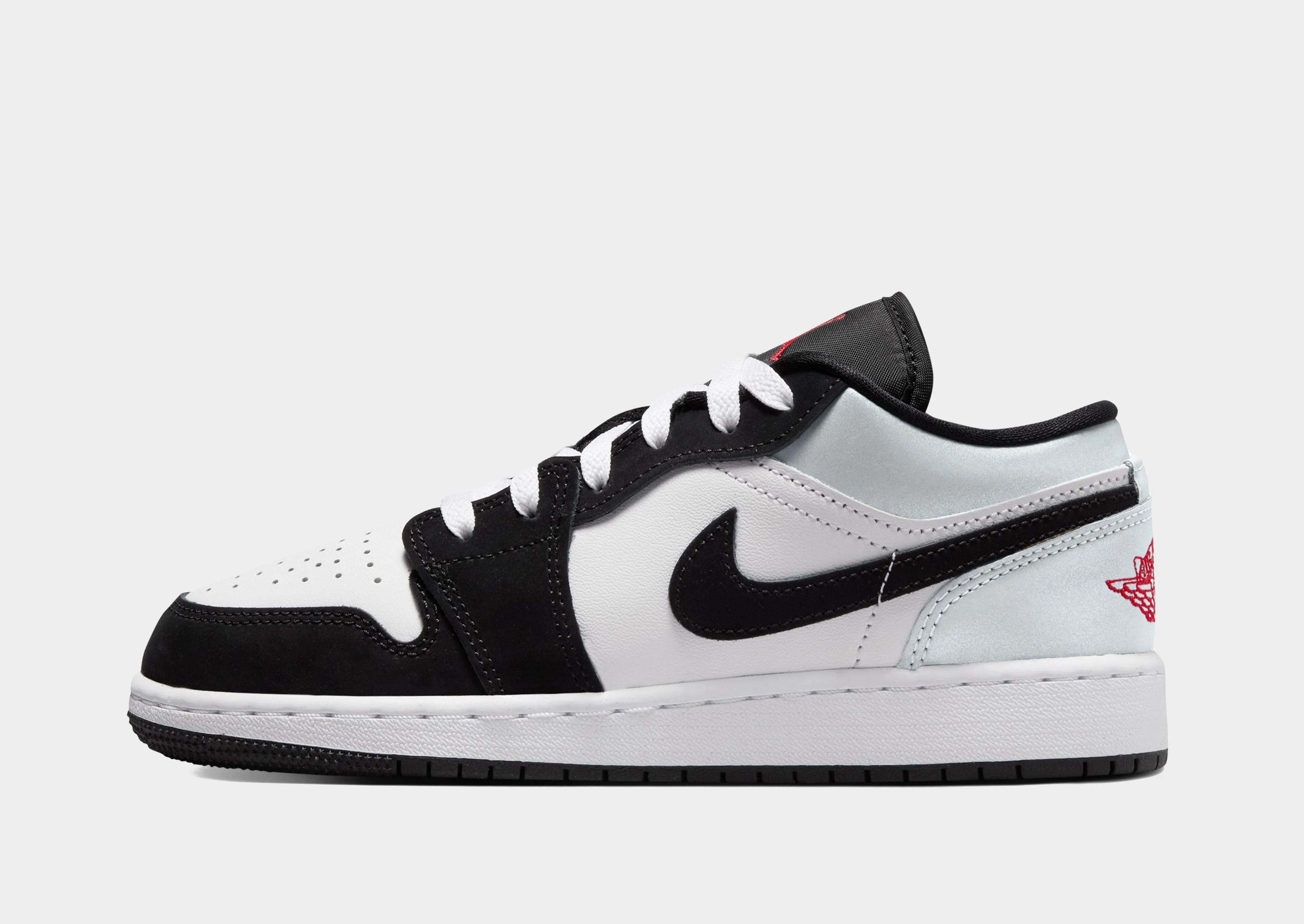 Air 1 Low SE Junior's Spring Walk Hybrid style