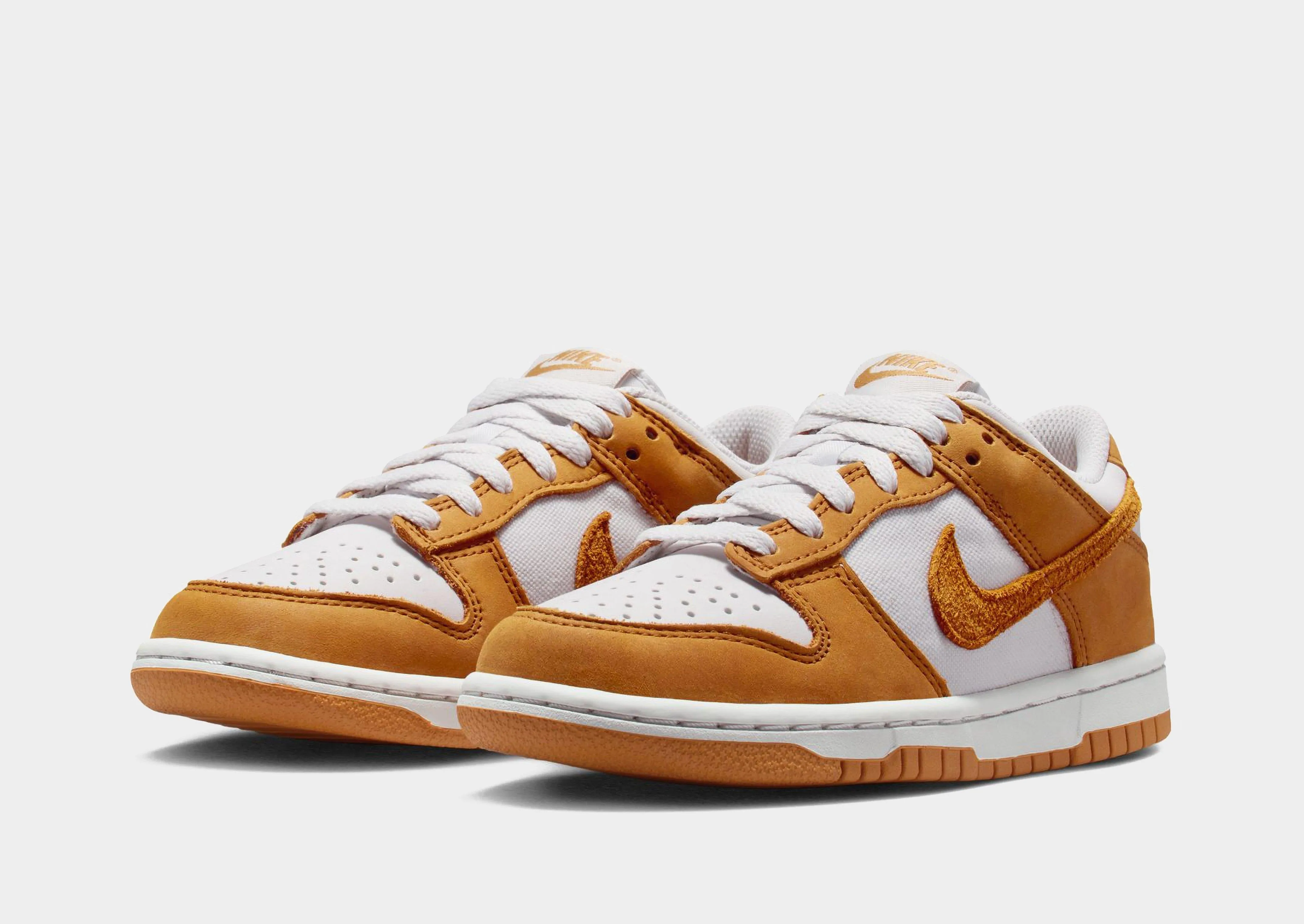 Tough Build Cushioned Midsole Technology Dunk Low SE Junior's
