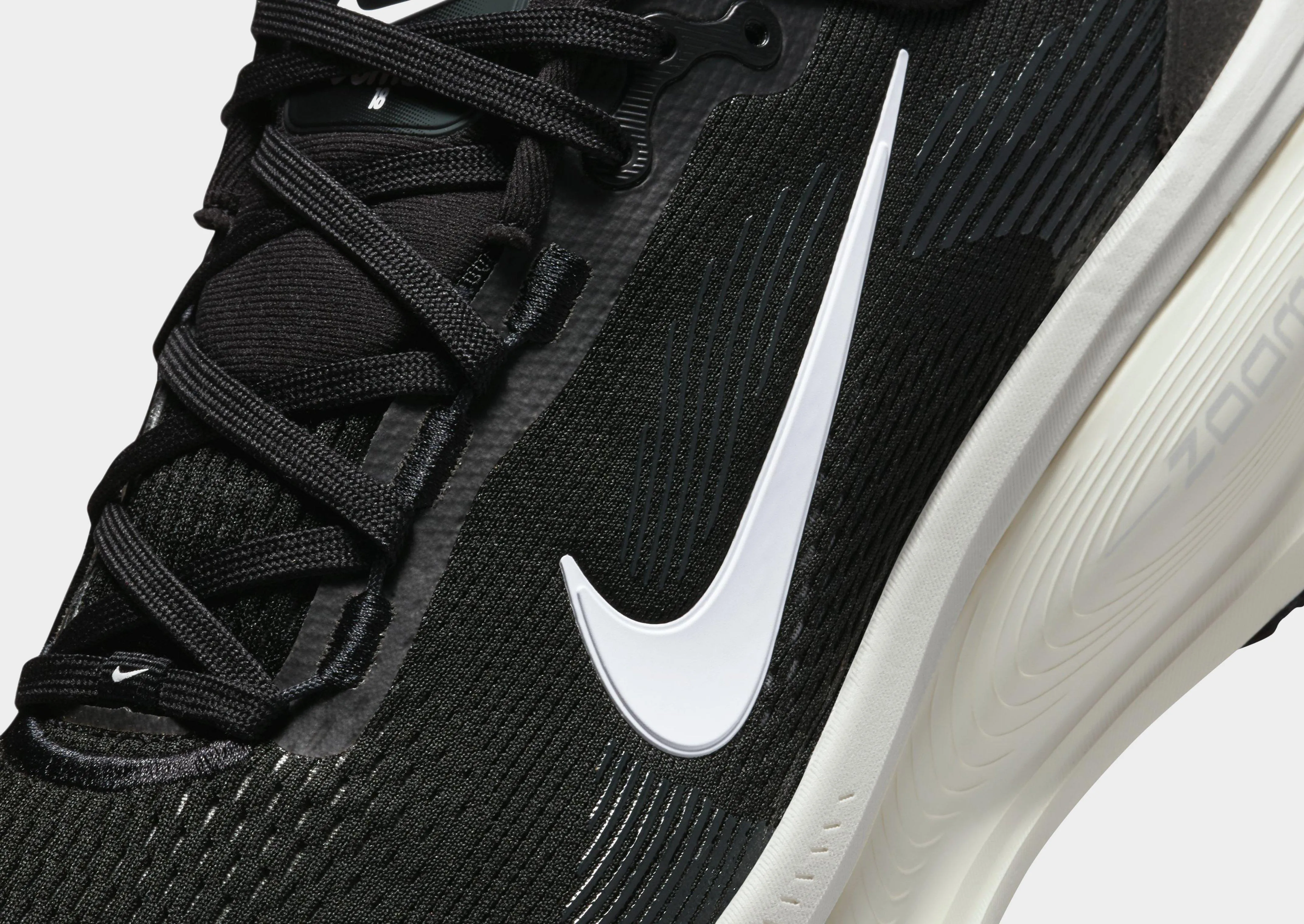 Pressure Distribution Nodes Luxe cushioning Vomero 18