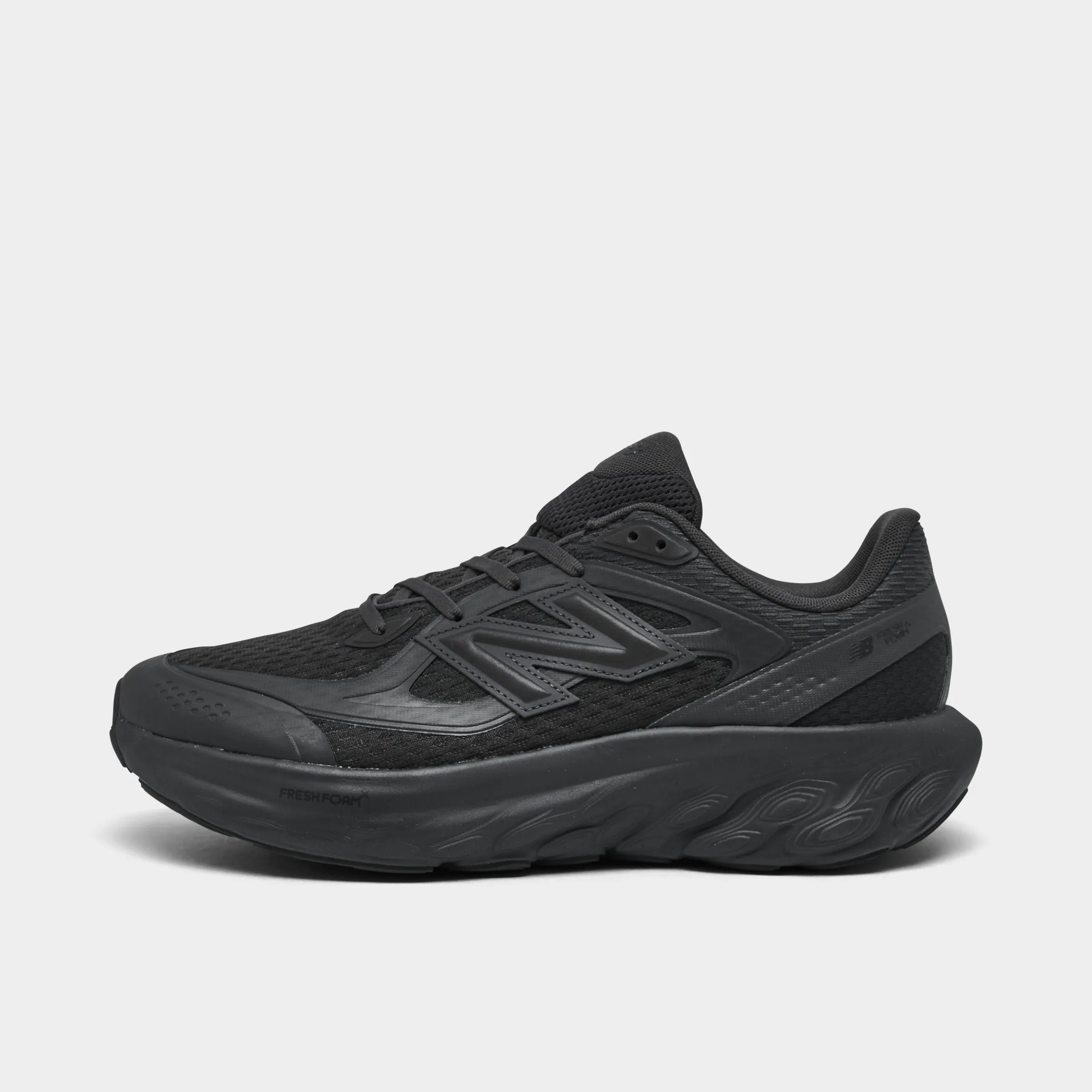 Light   Sensing asphalt - running shoes New Balance Fresh Foam Trainer Black / Grey