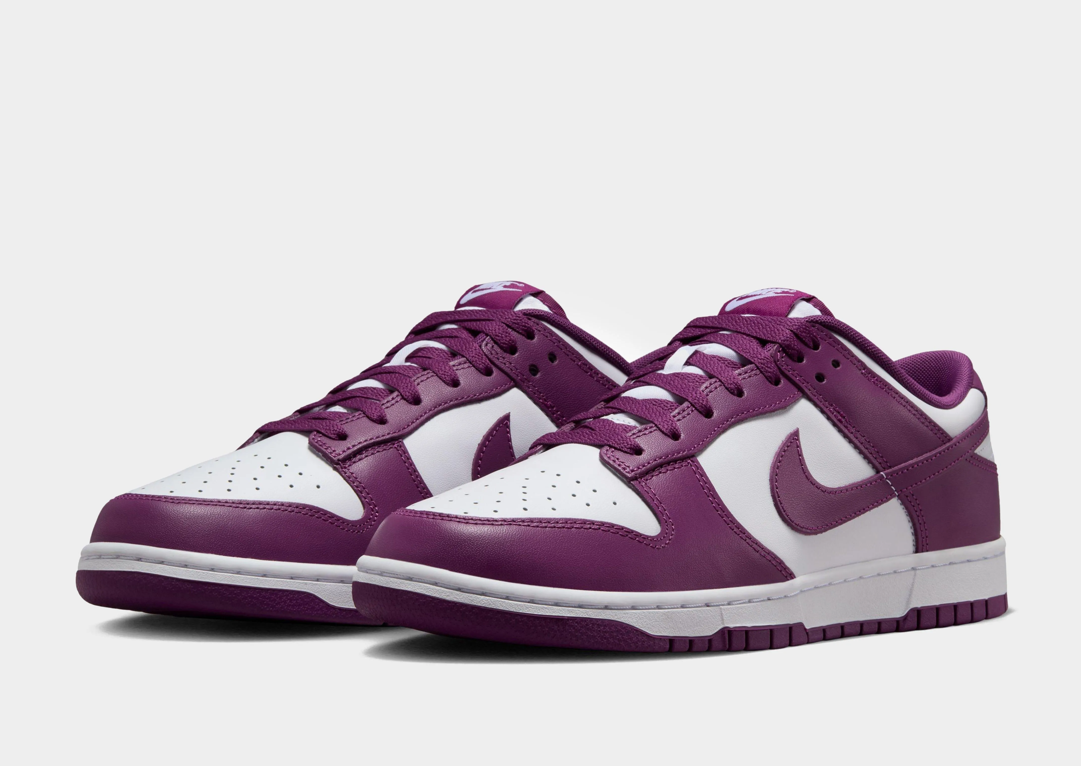 Dunk Low Retro Travel Ease