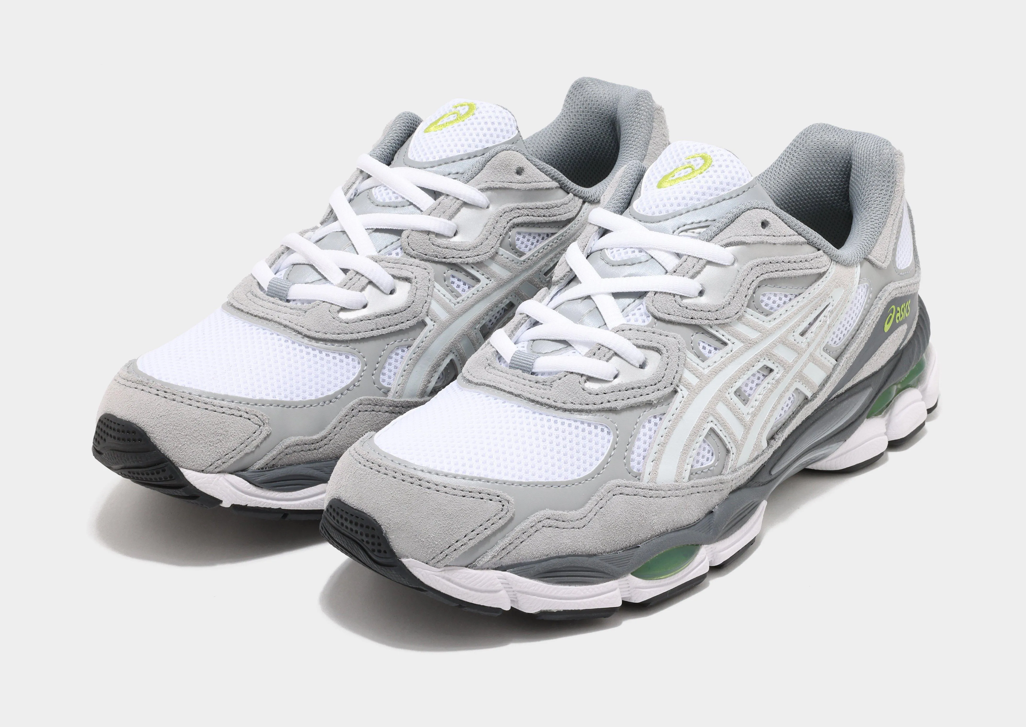evening run shoes GEL-NYC