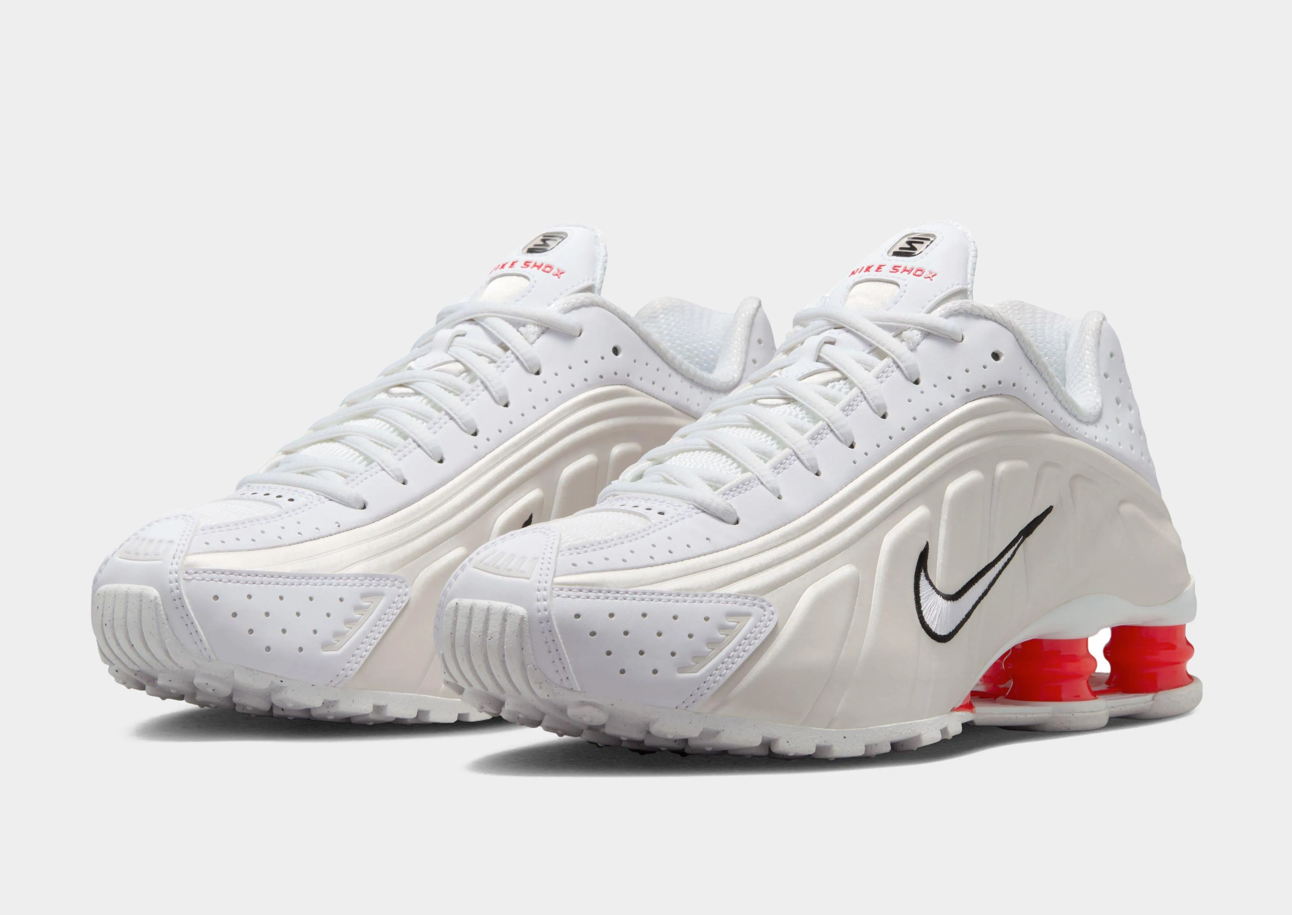 Shox R4 Women's Sports use