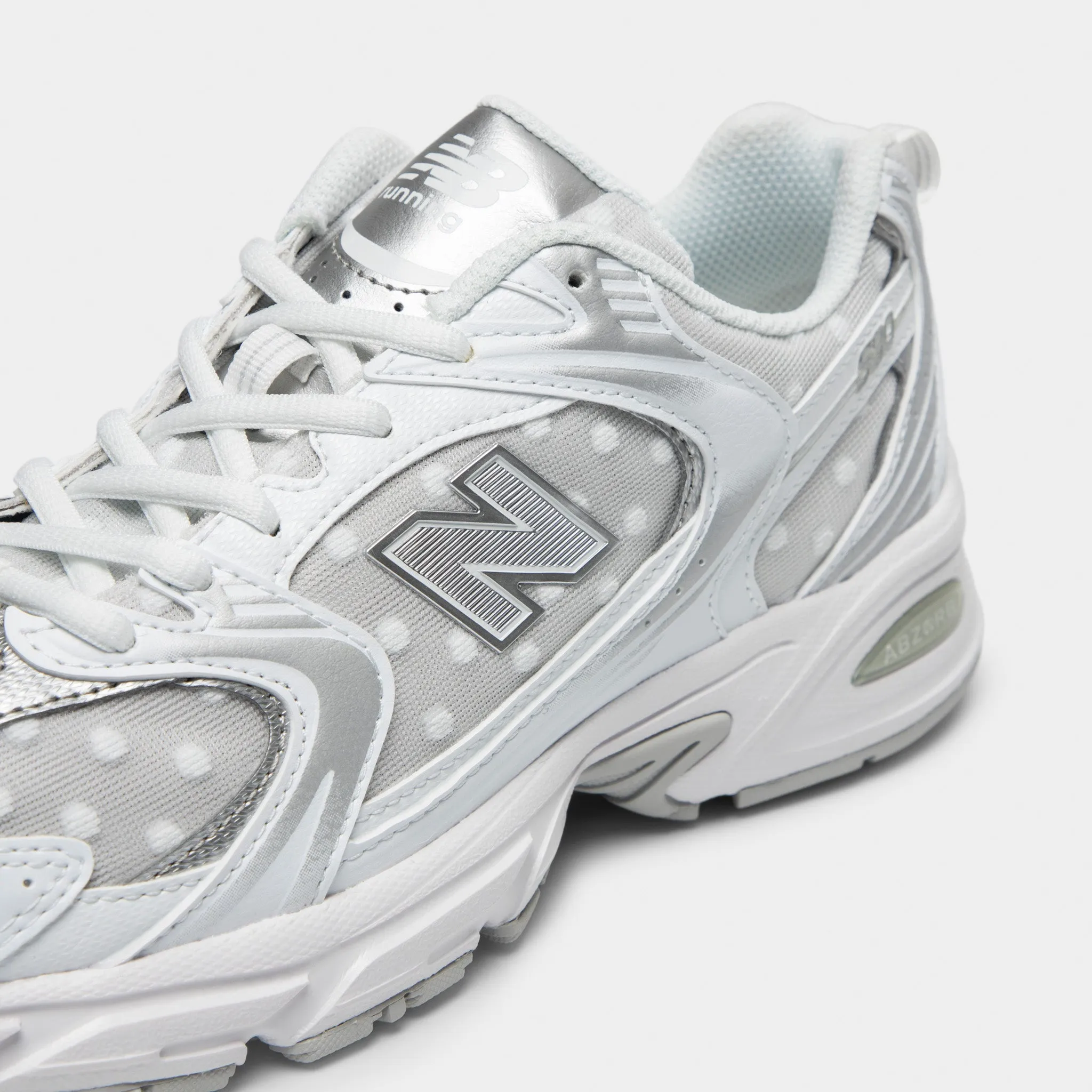 New Balance 530 White / Silver Metallic bright - colored shoes