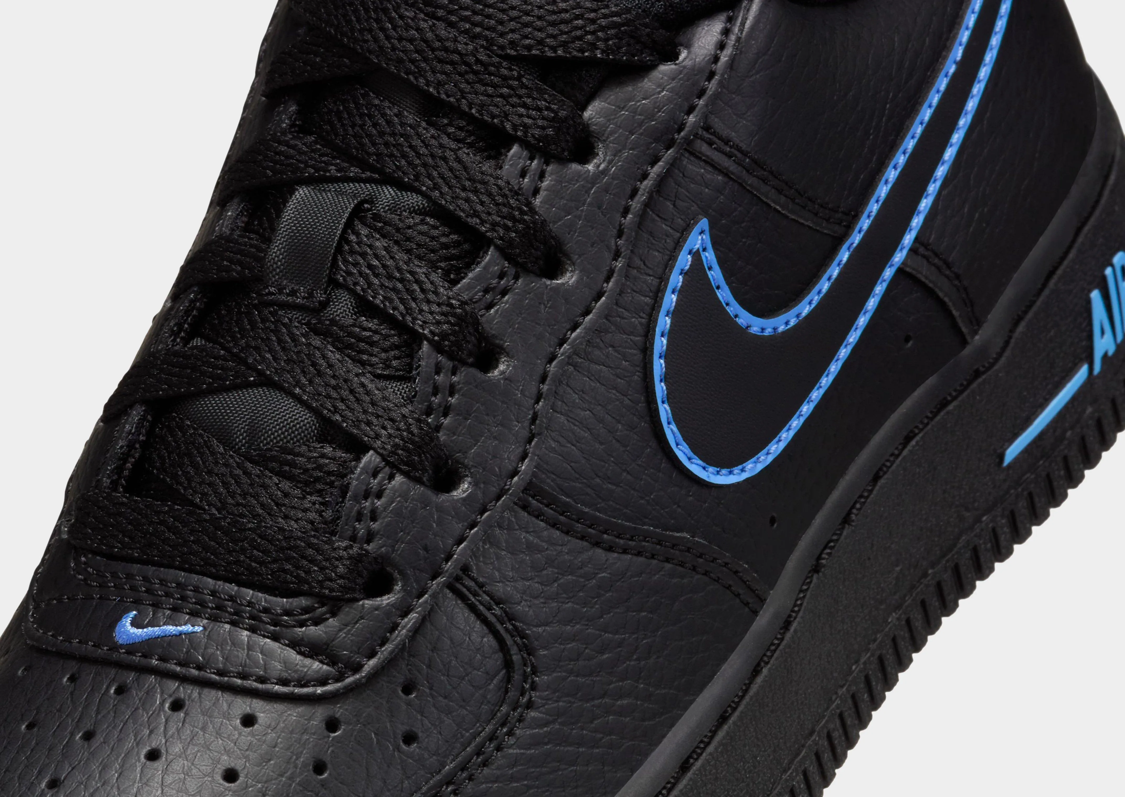 Air Force 1 LV8 Junior's Padded Tongue Sport Driven