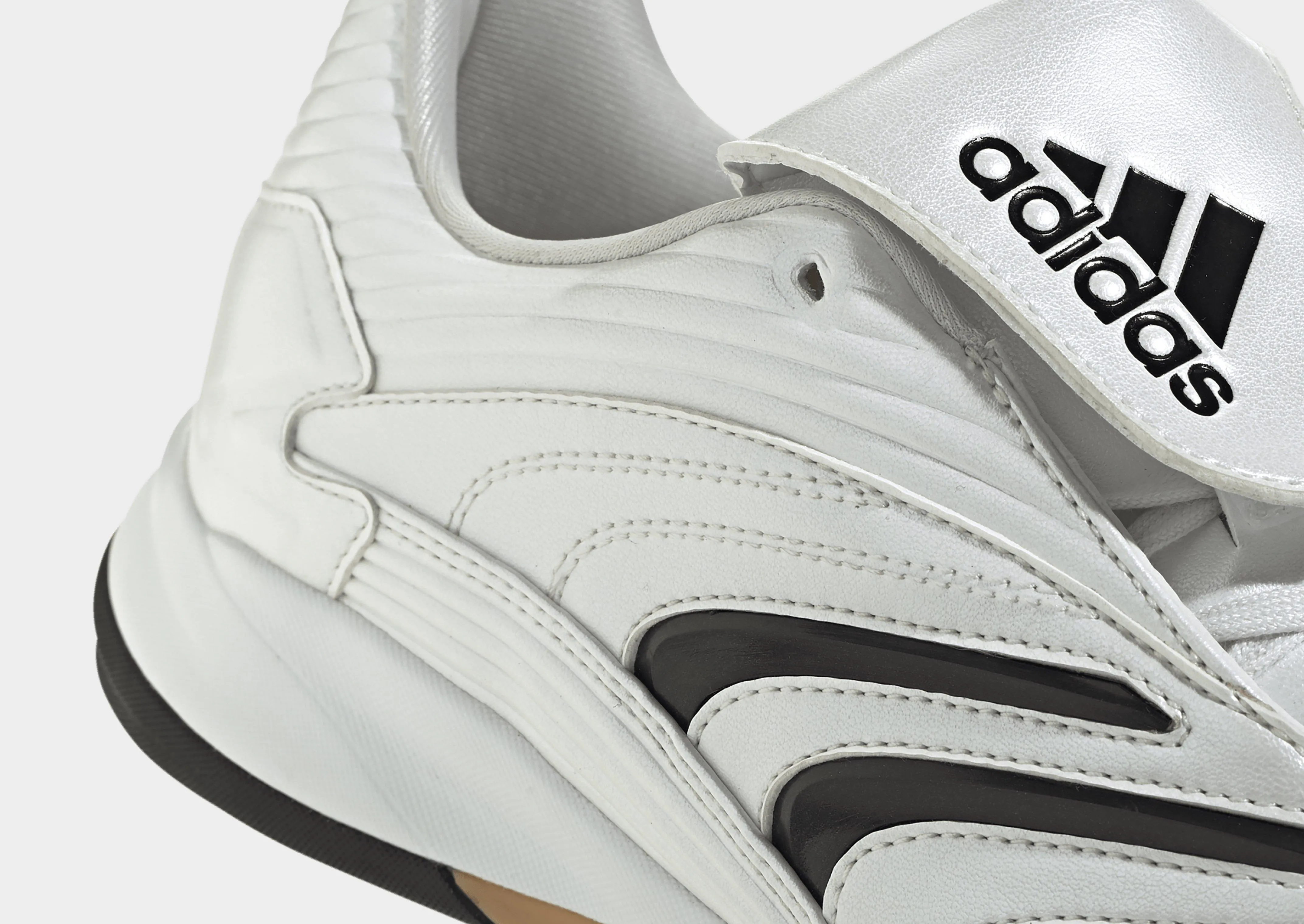 Predator Sala Petite Fit Race Pace