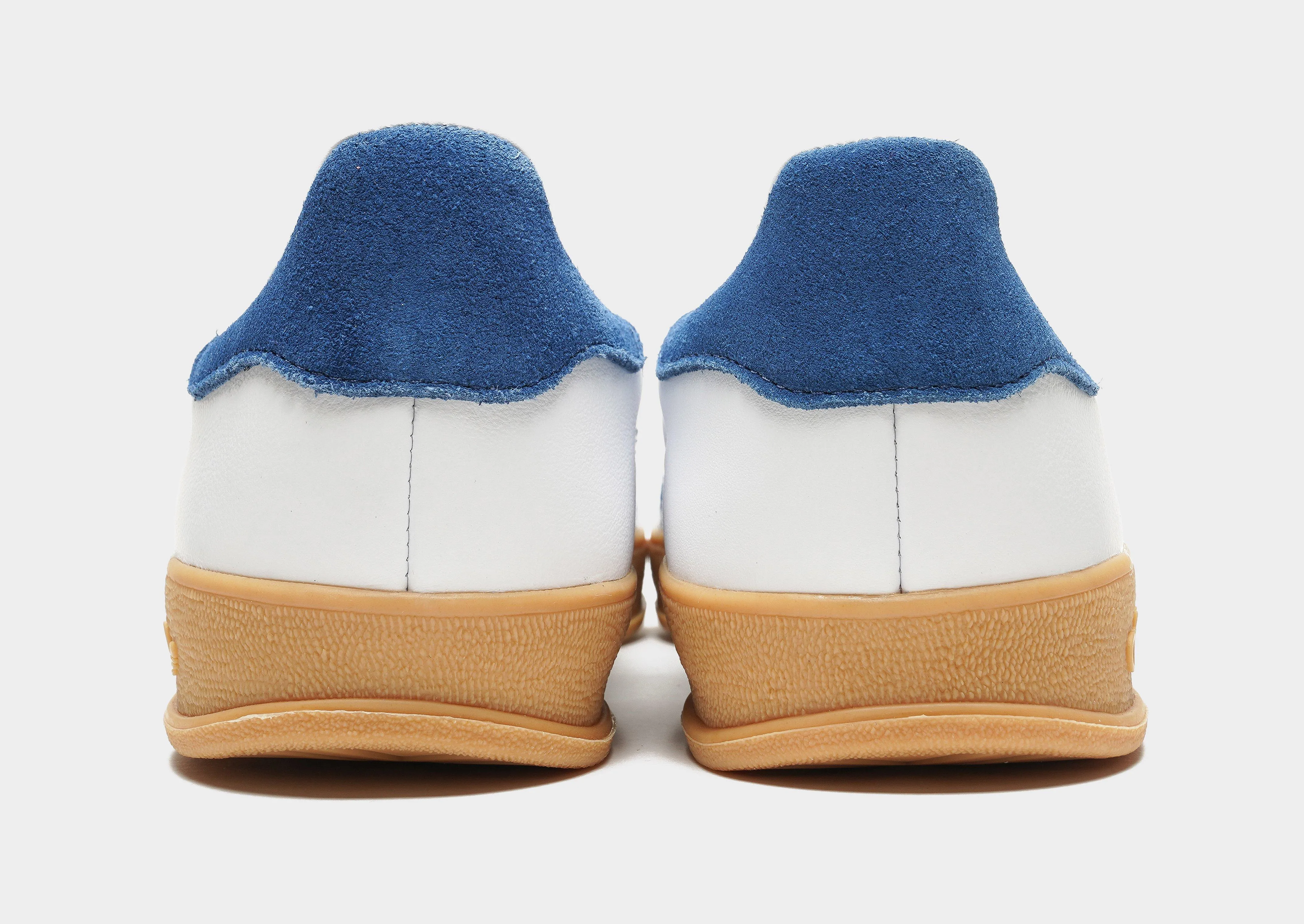 Sleek Detail Gazelle Indoor