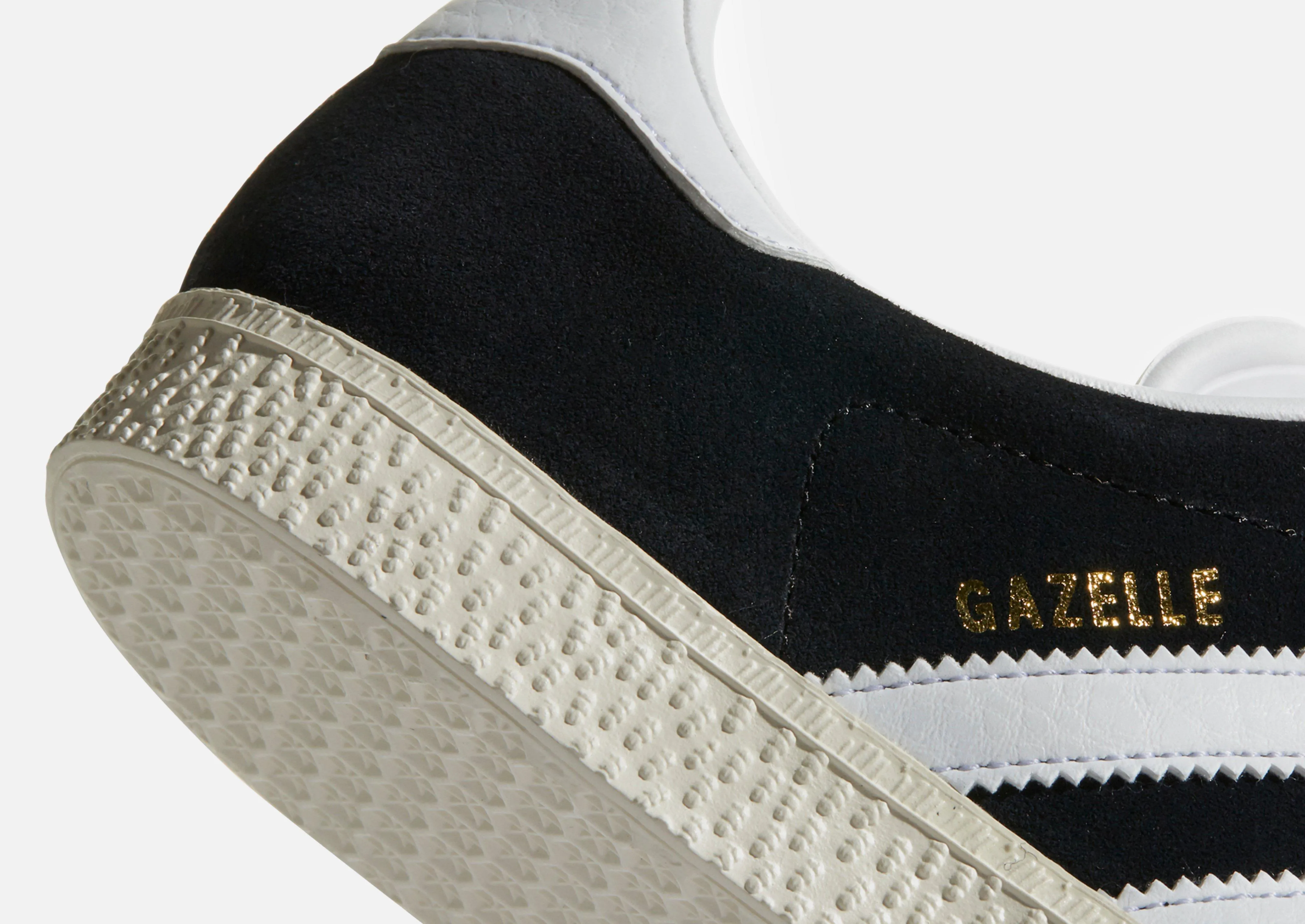 Gazelle Junior's Shoe Fashion Flat Base