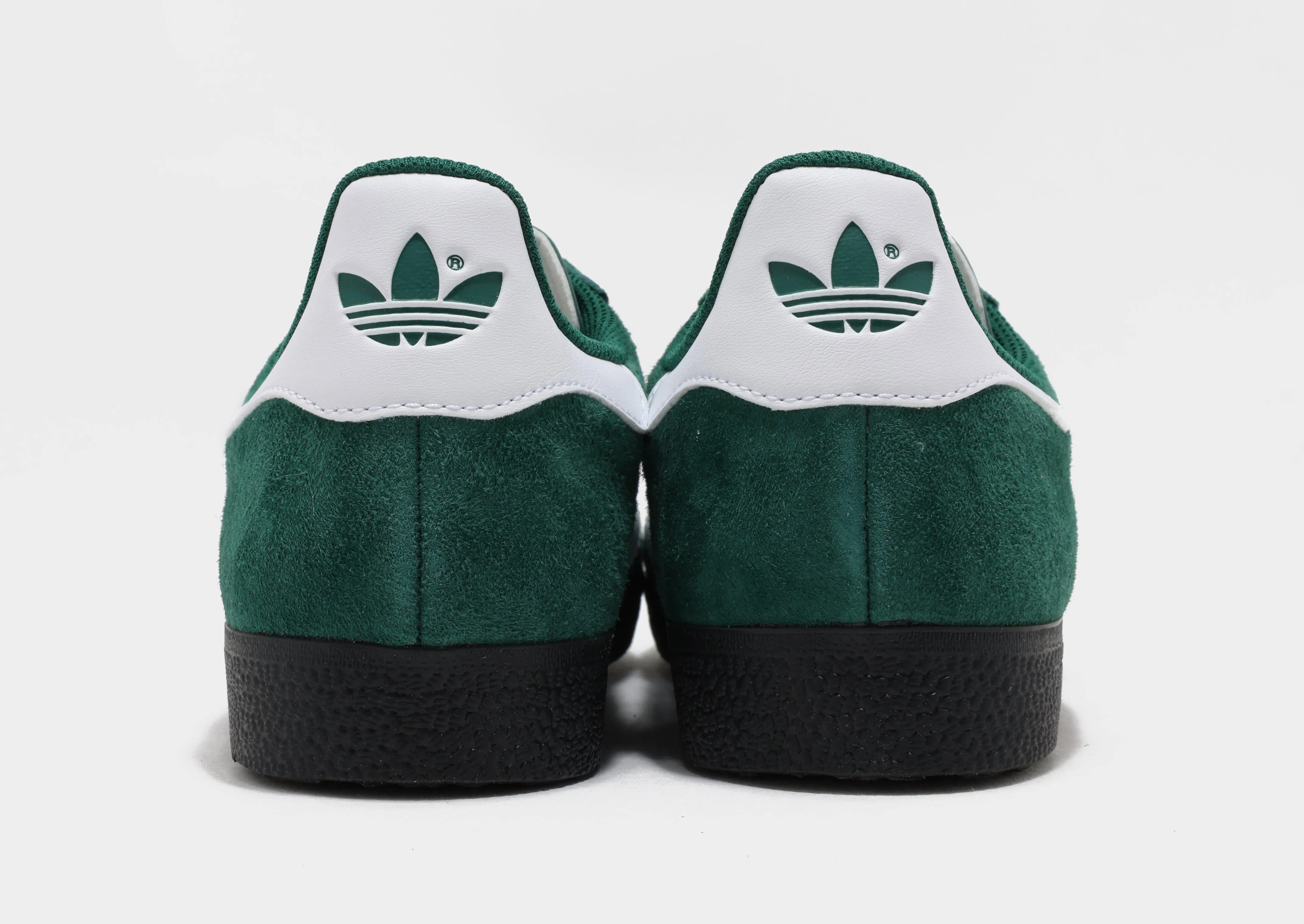 Fashionable Fit Gazelle