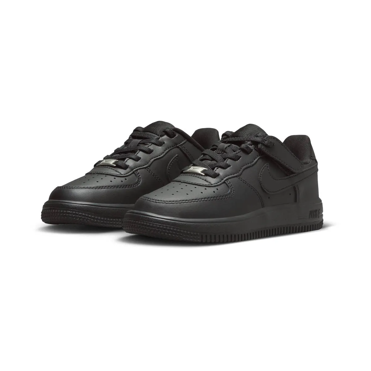Date night Nike Force 1 Low EasyOn 'Triple Black' Little Kids' Shoes