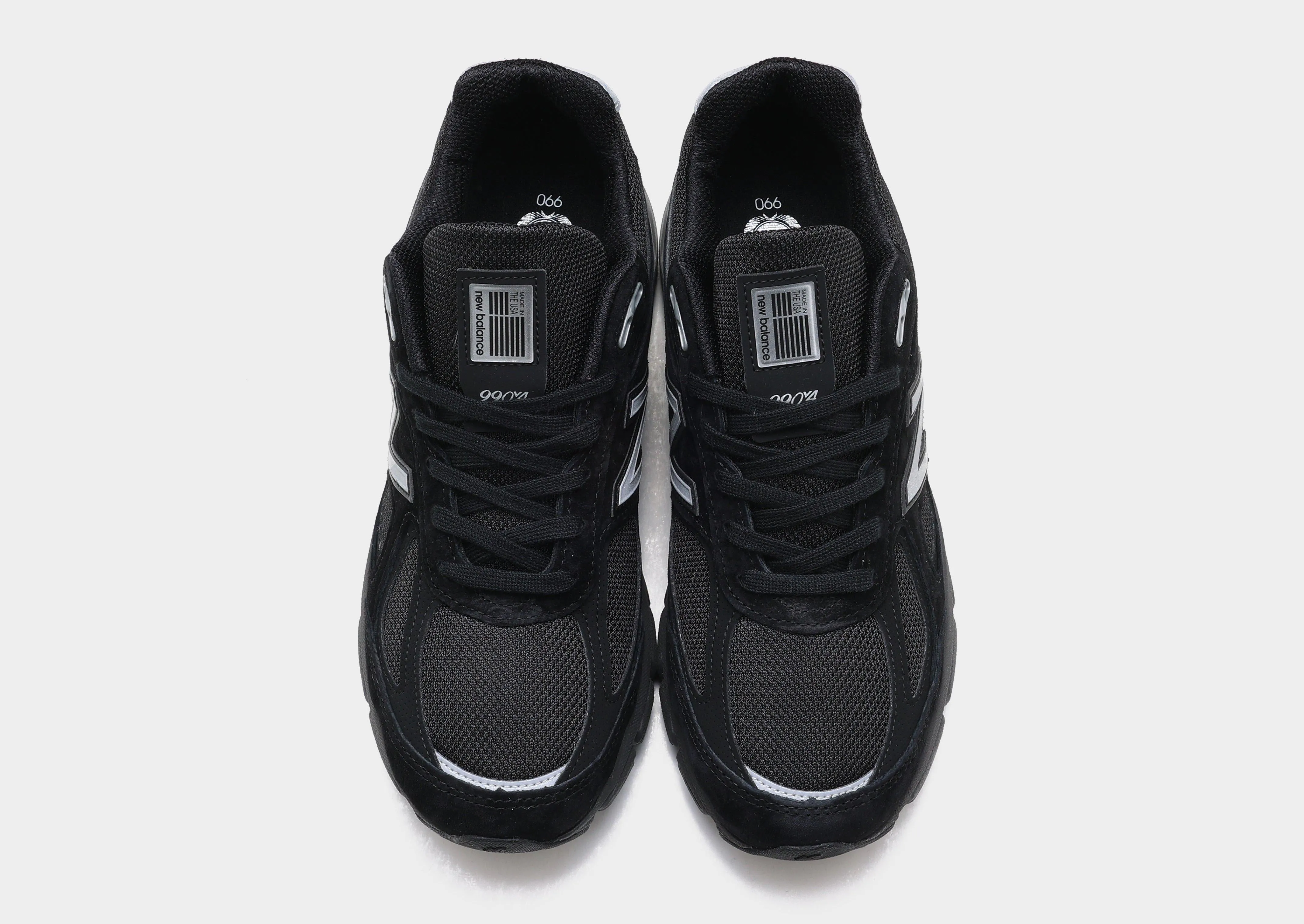 rough shoes durable nylon shoes Made in USA 990v4