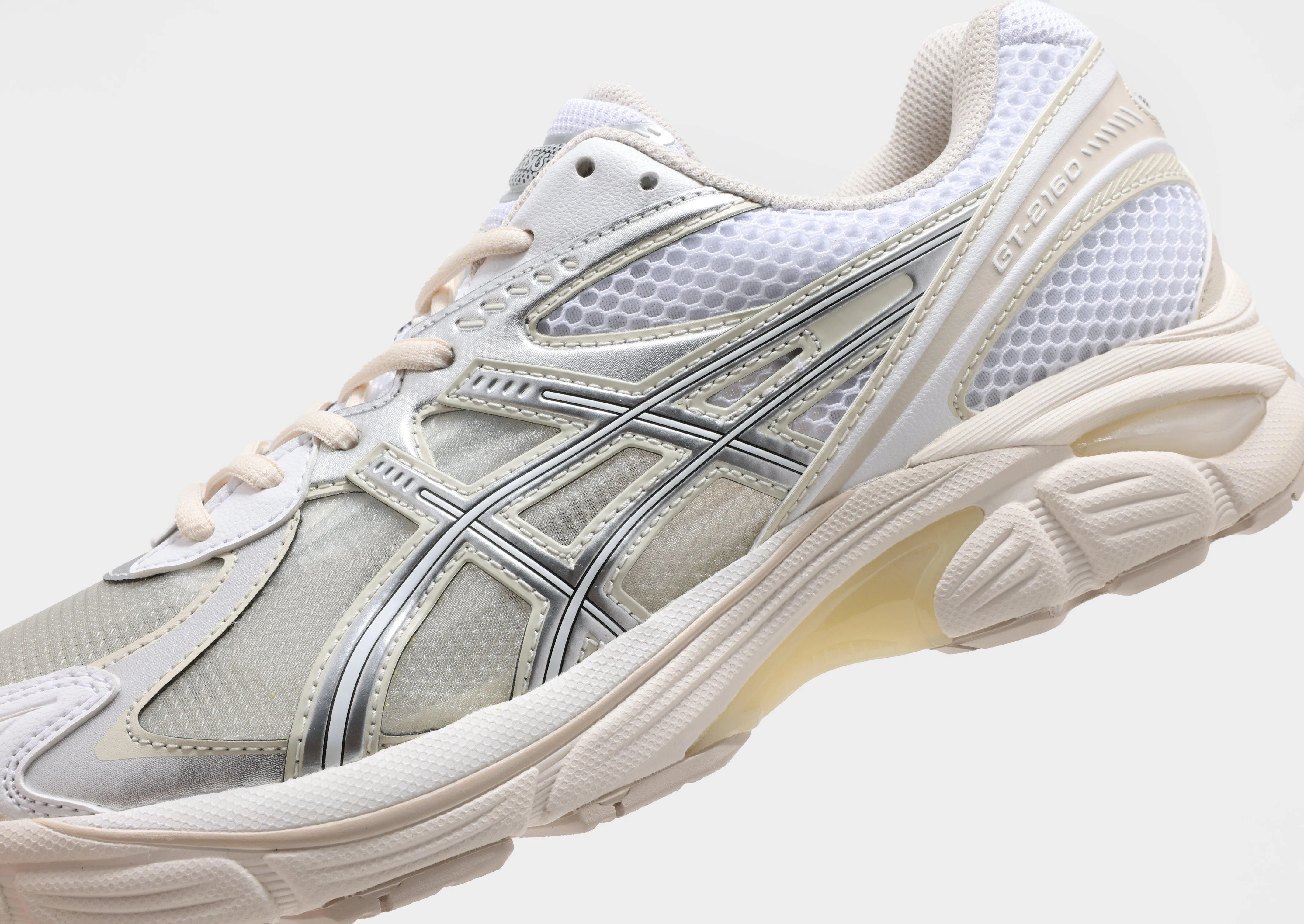 GT-2160 cold weather running shoes