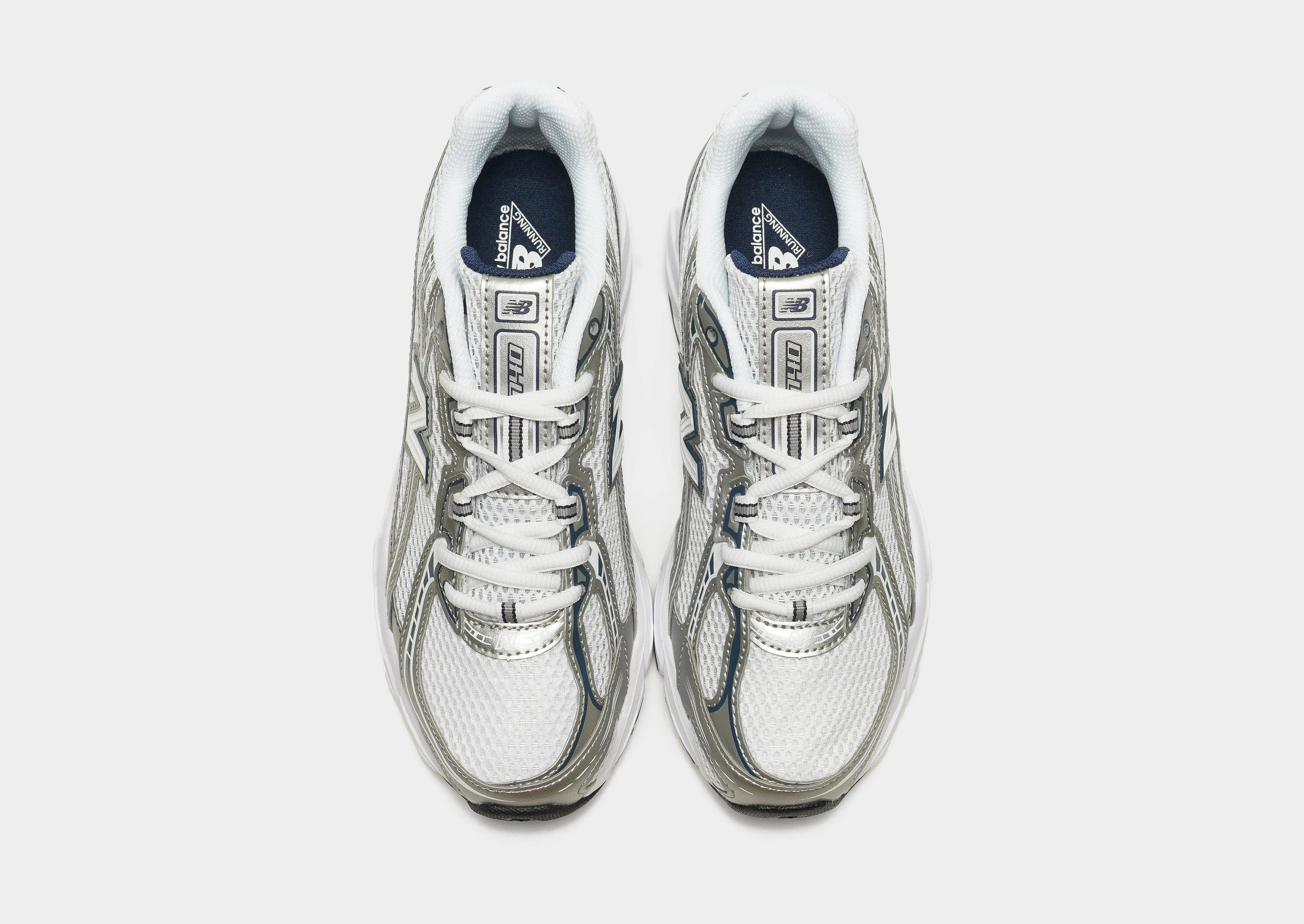 740 Junior's Autumn - running step - in comfort
