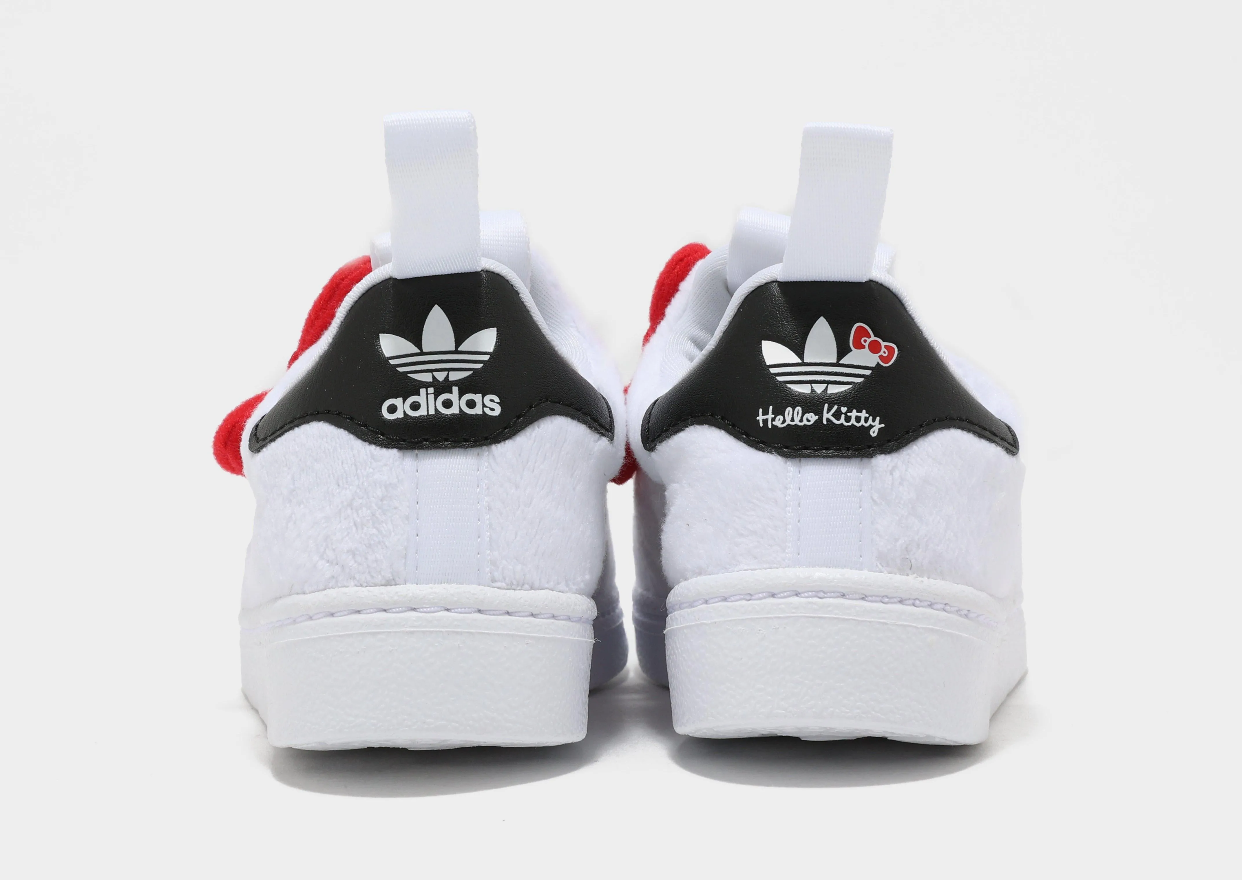 Hello Kitty Superstar 360 Children's Stylish Comfort