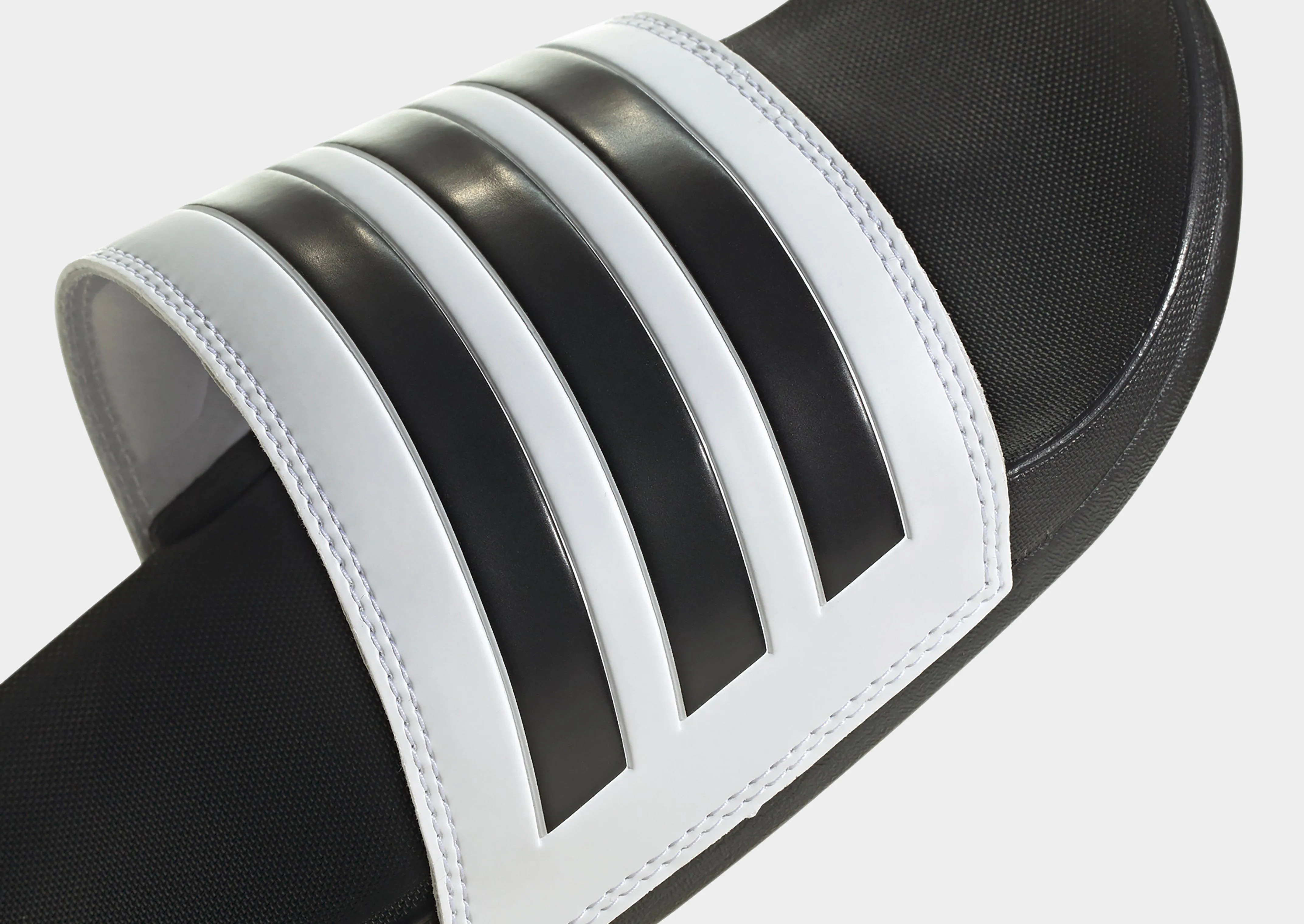 Tide Hike Adilette Comfort Slides