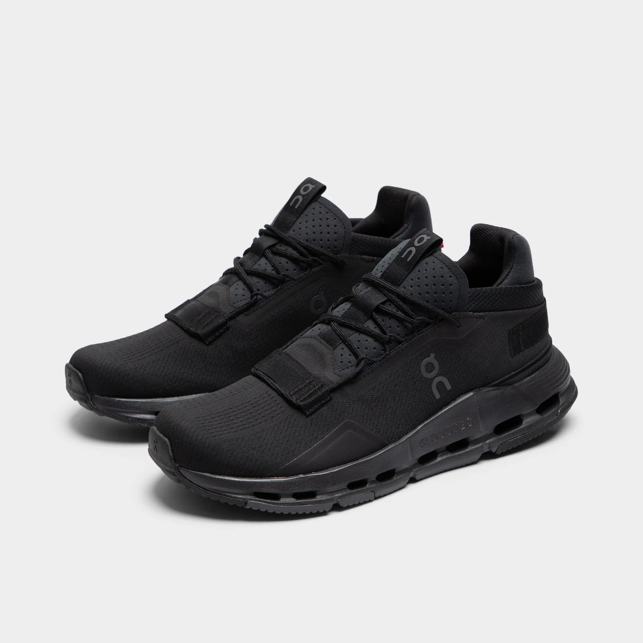 running - club Heel counter On Cloudnova 2 Black / Black