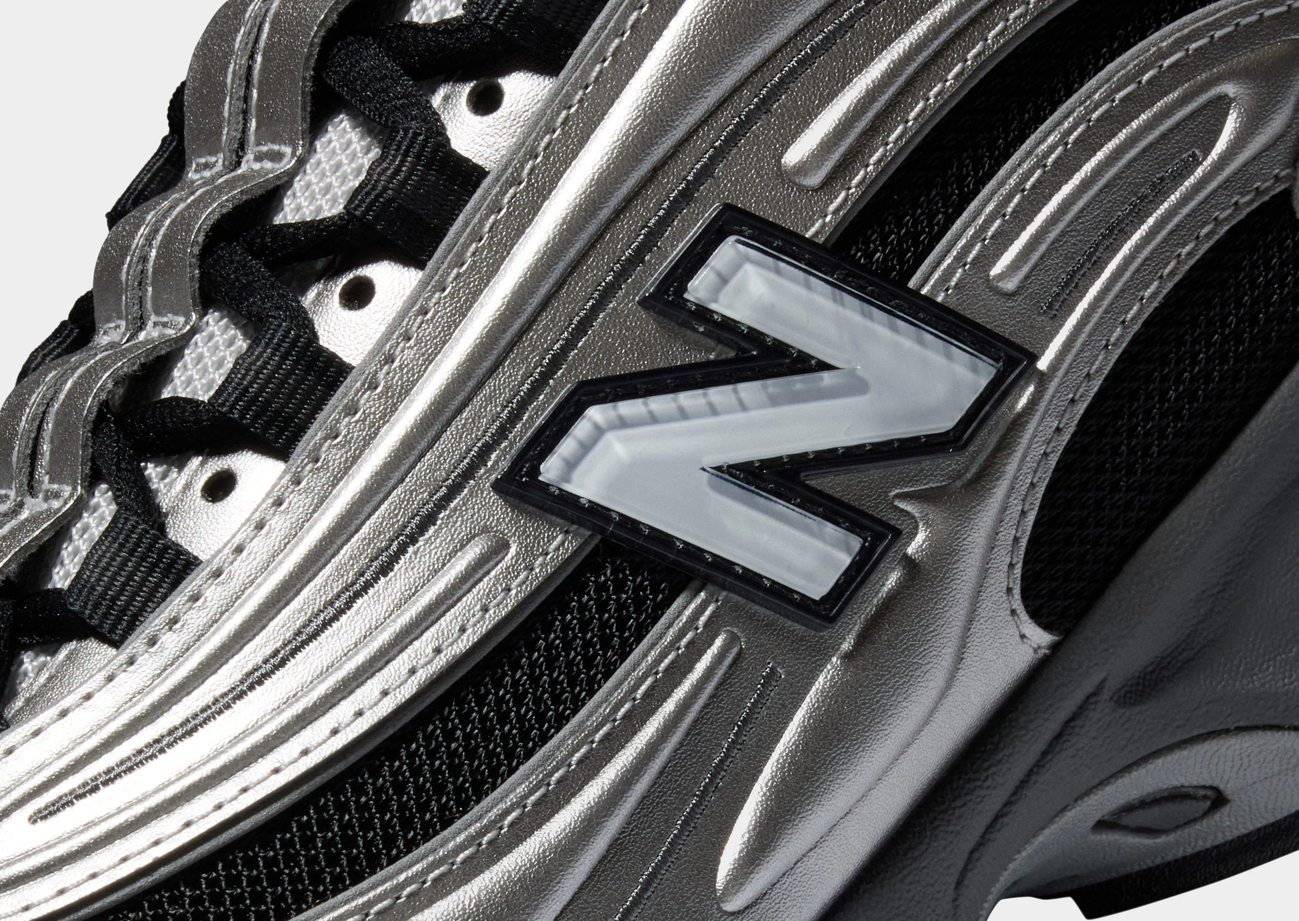 1000 snowboarding shoes