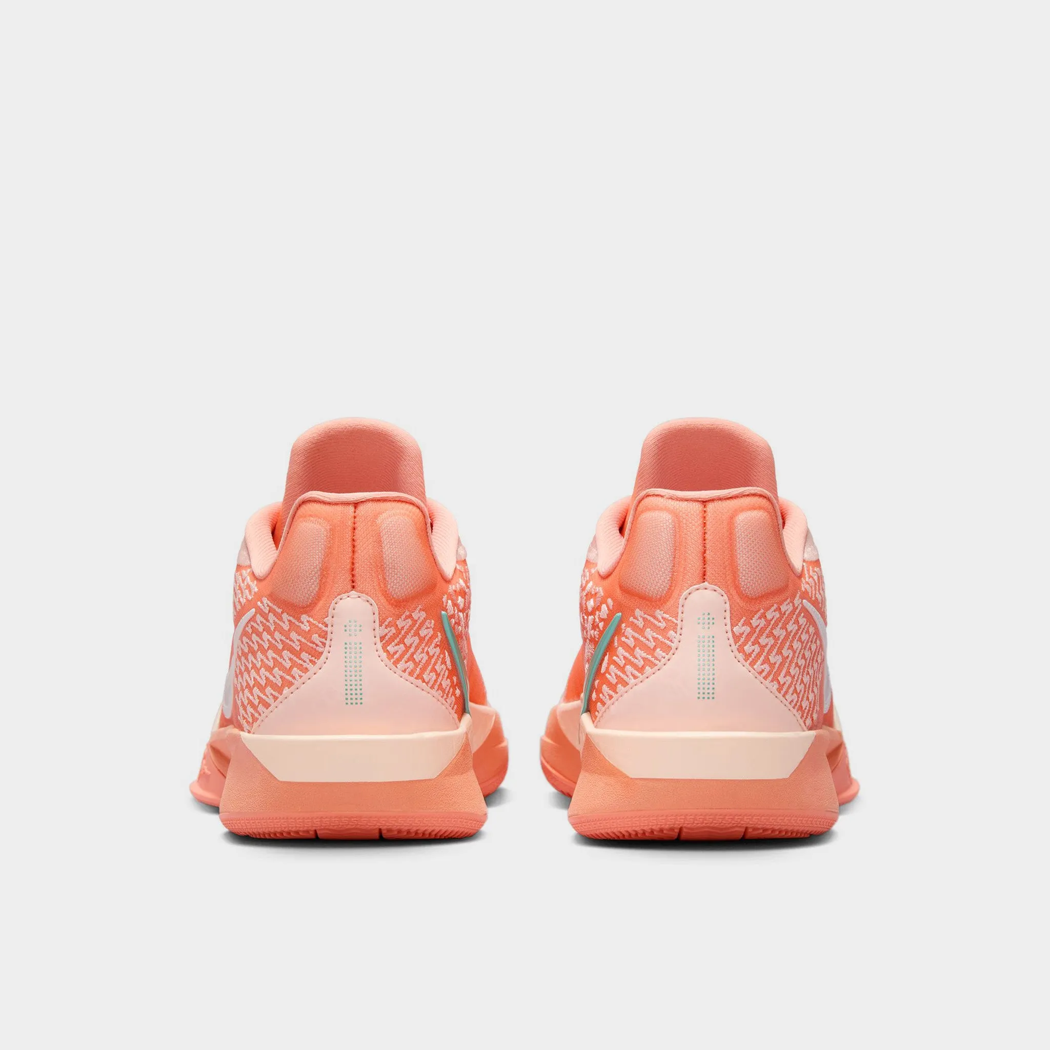 Balanced Drop Cushioning Nike Sabrina 2 Apricot Agate / Light Bone - Washed Coral