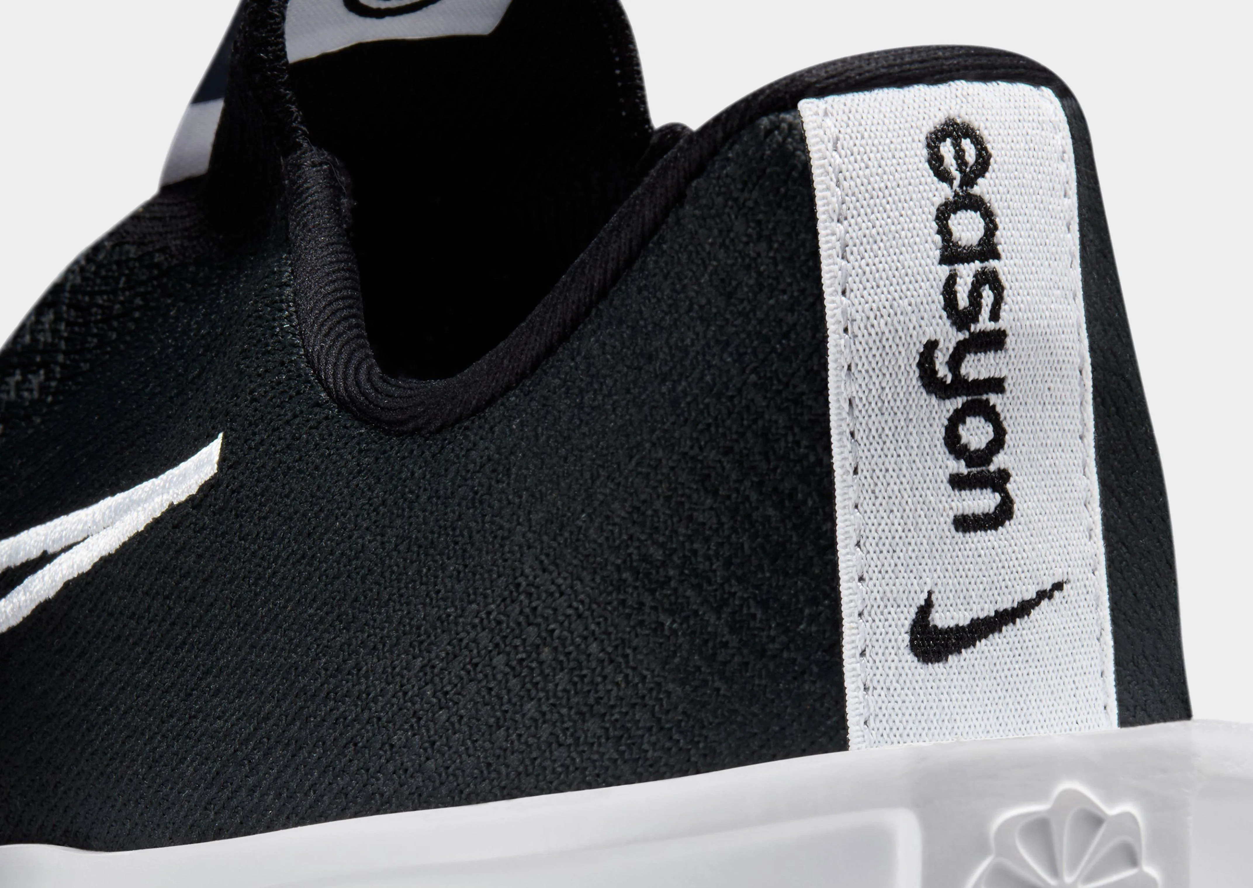Interact Run EasyOn Waterproof Design Airy Feel