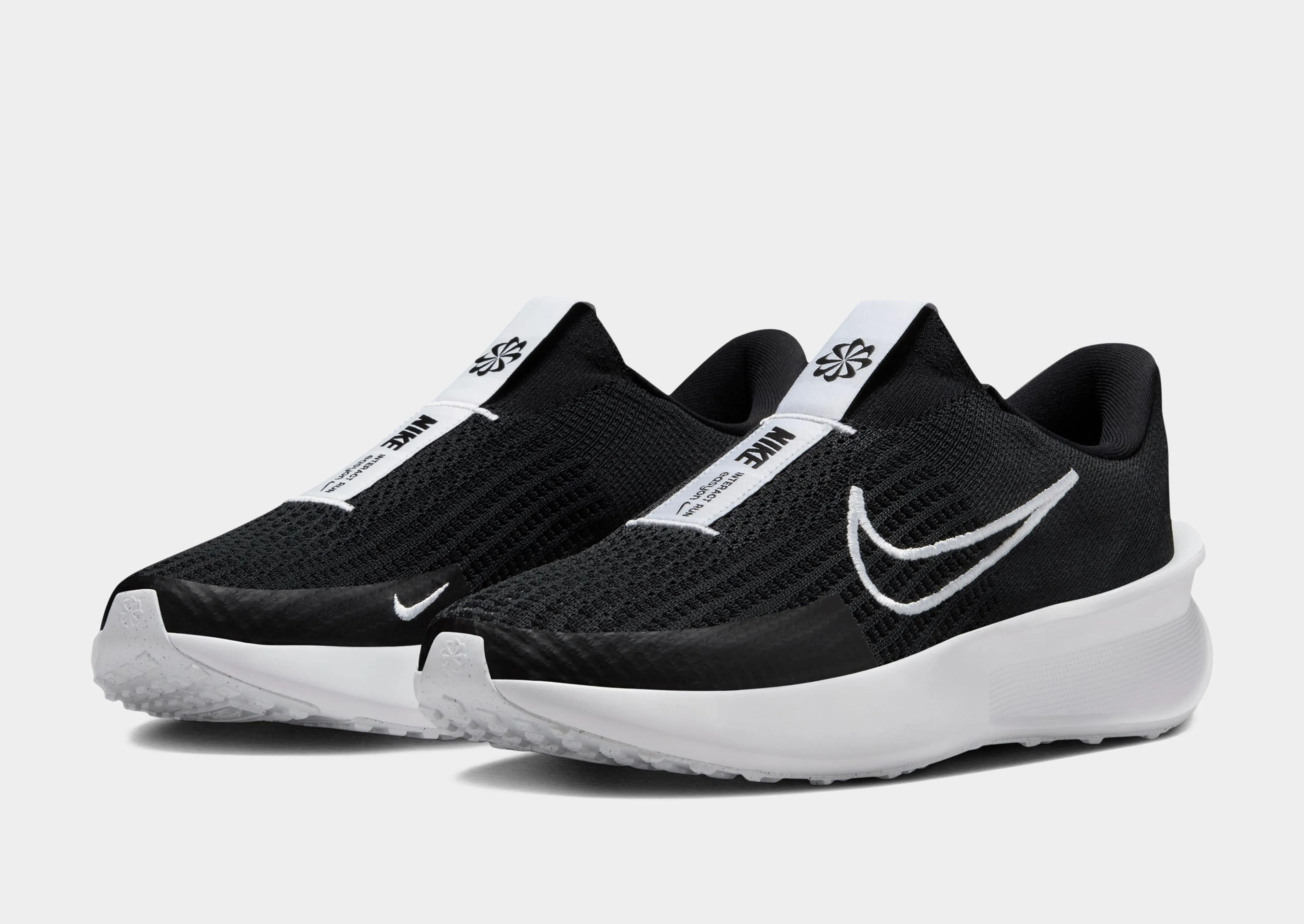 Secure stability Slip On Style Interact Run EasyOn