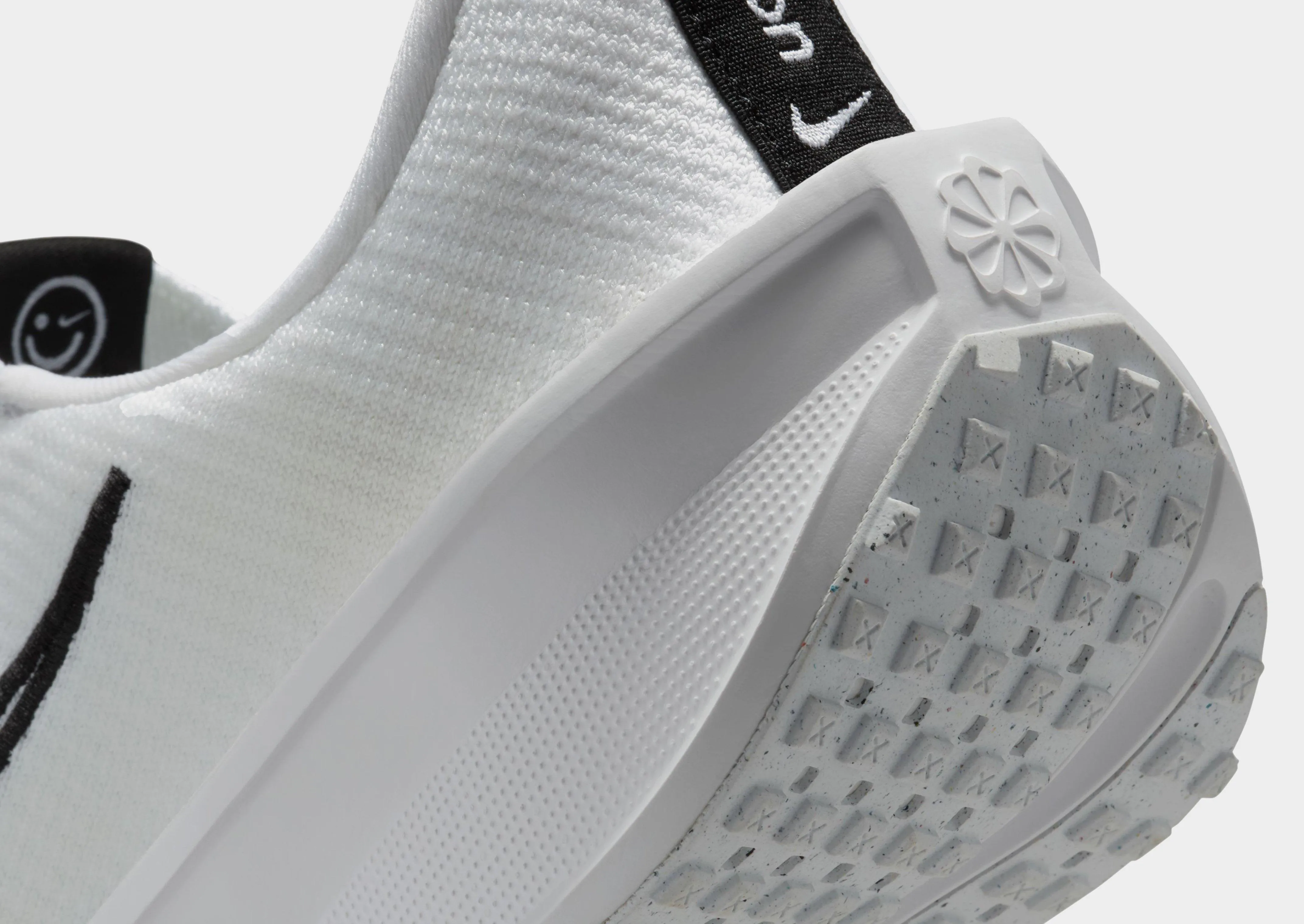 SlipOn Bounce Back Cushion Interact Run EasyOn
