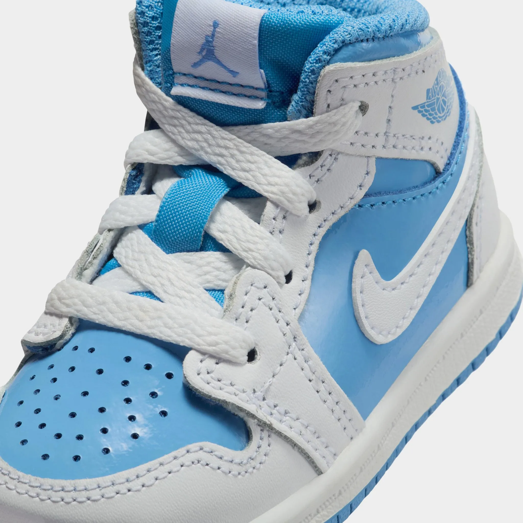 Optimal Flexibility Sneakers Breathability Jordan 1 Mid SE TD White / Legend Blue