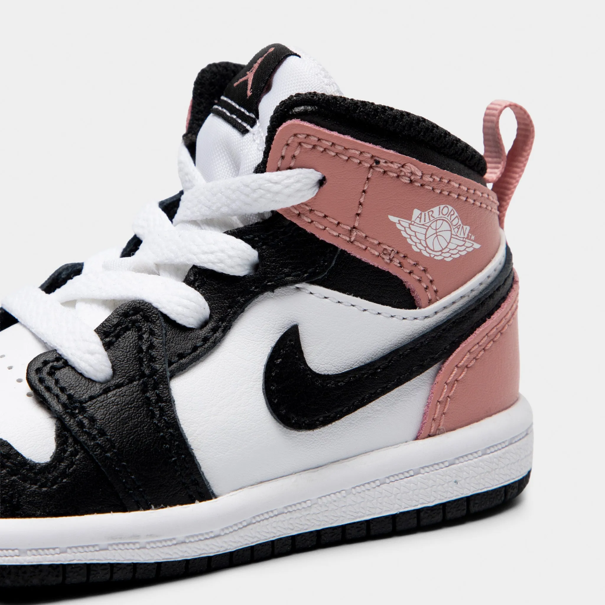 Hyperflex Outsole Grooves Ventilated Jordan 1 Mid TD White / Black - Rust Pink