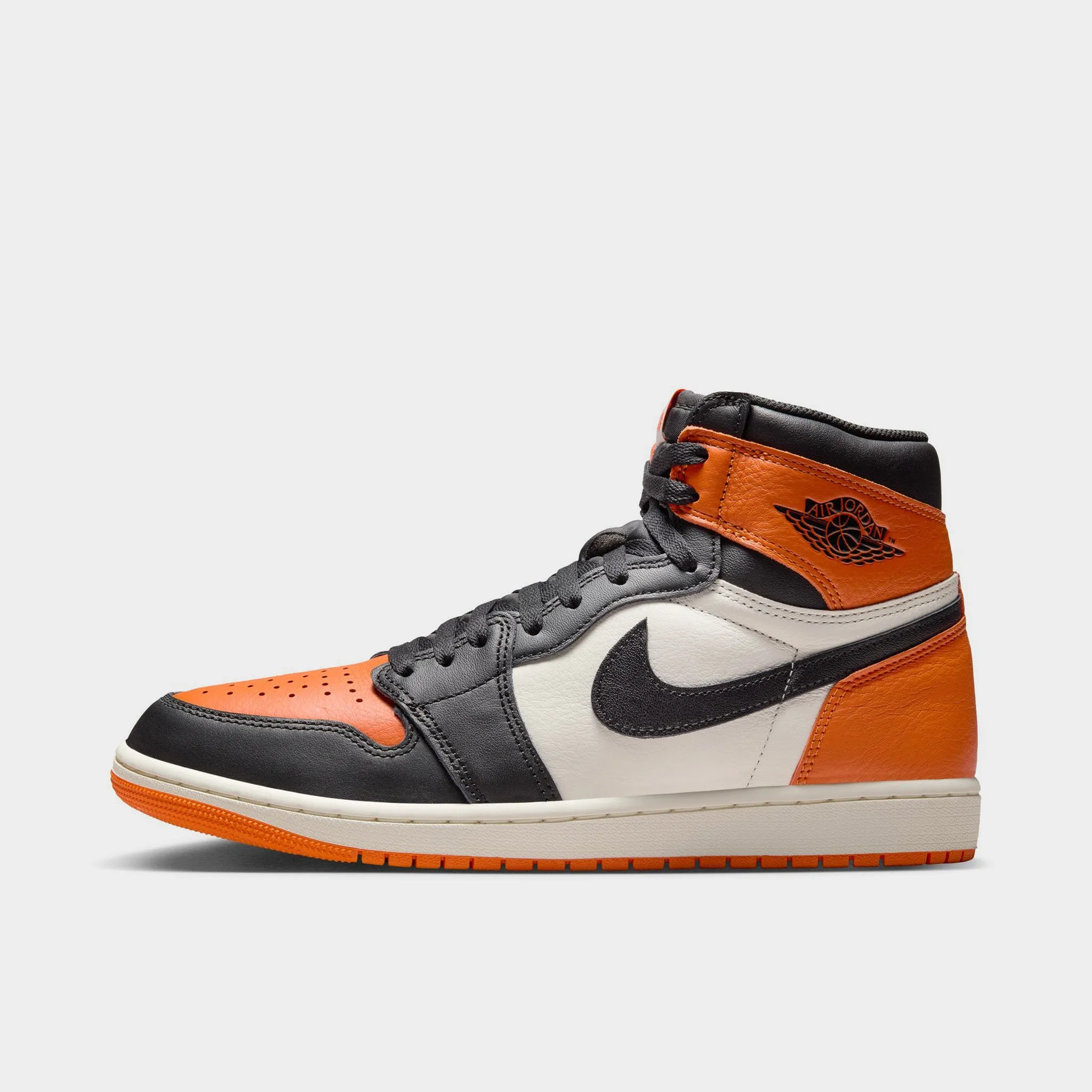 Everyday Play Fit Jordan 1 Retro High OG Black / Sail - Starfish