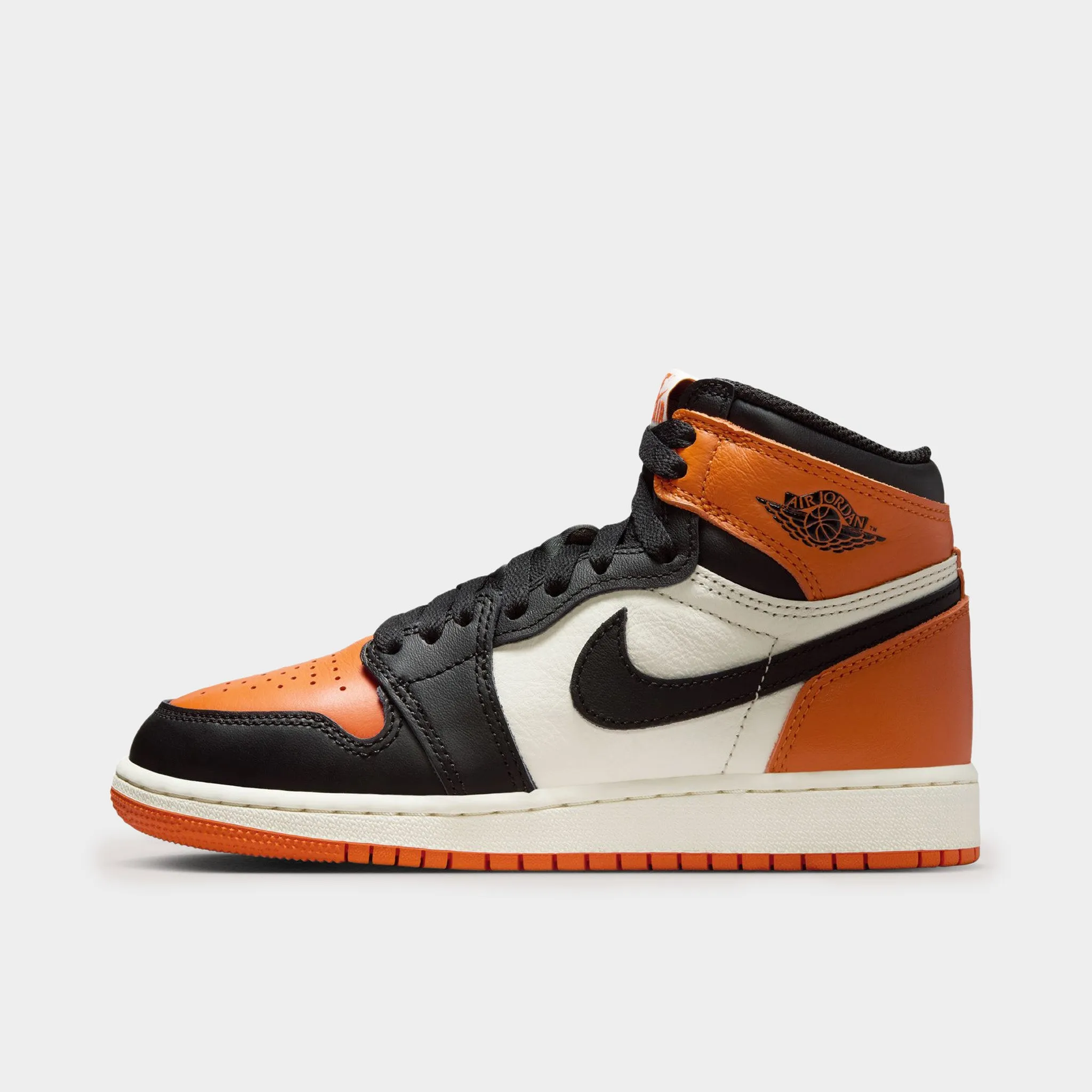 Training Field Wear Jordan 1 Retro High OG GS Black / Sail - Starfish