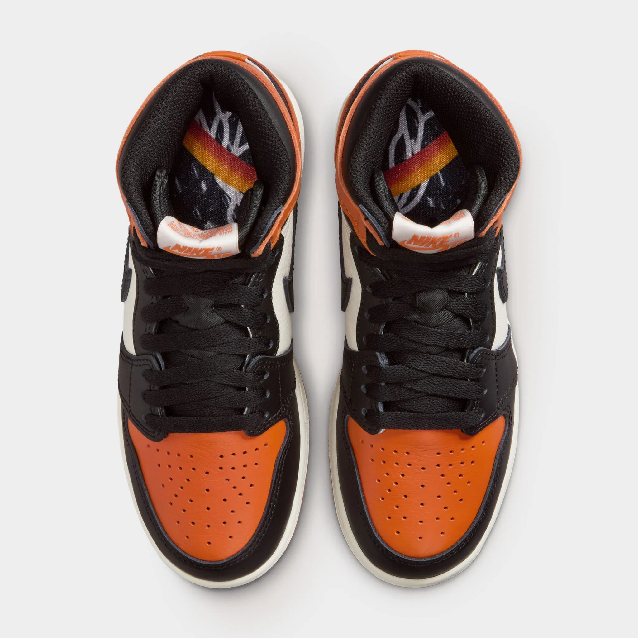 Air Cushion Technology Jordan 1 Retro High OG GS Black / Sail - Starfish