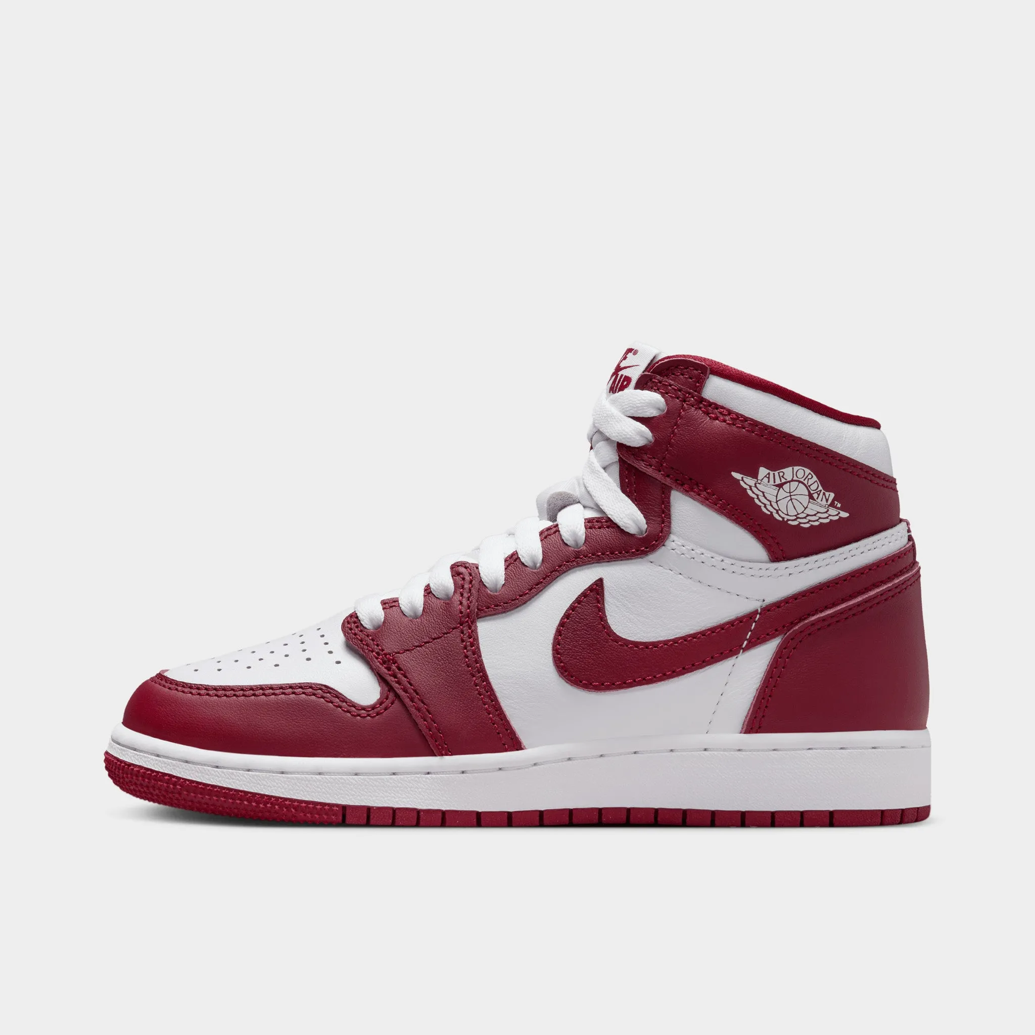 Jordan 1 Retro High OG GS White / Team Red Multi Directional Tread Adaptive Arch Support