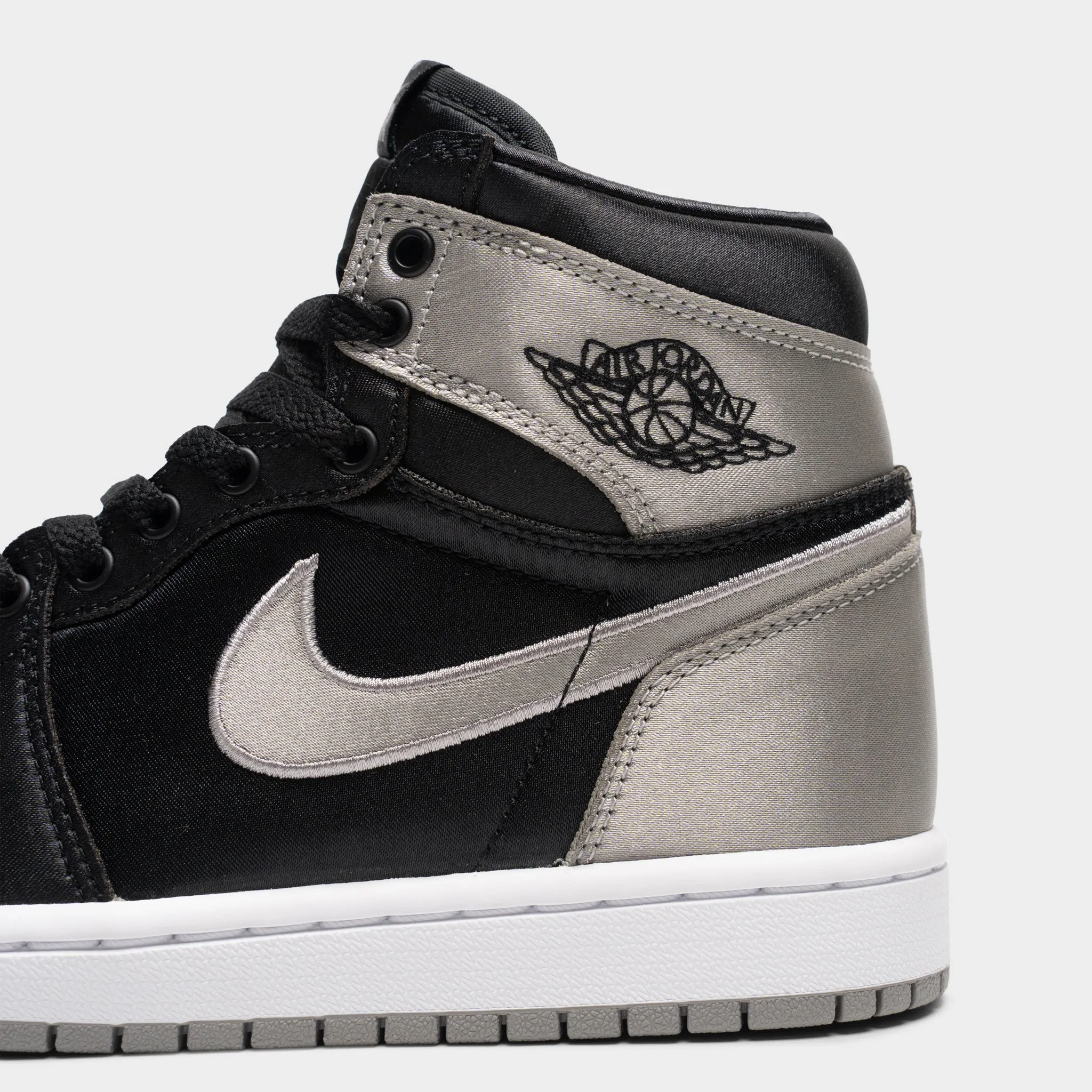 Jordan Women's 1 Retro High OG Black / Medium Grey - White Lightweight Synthetic Material