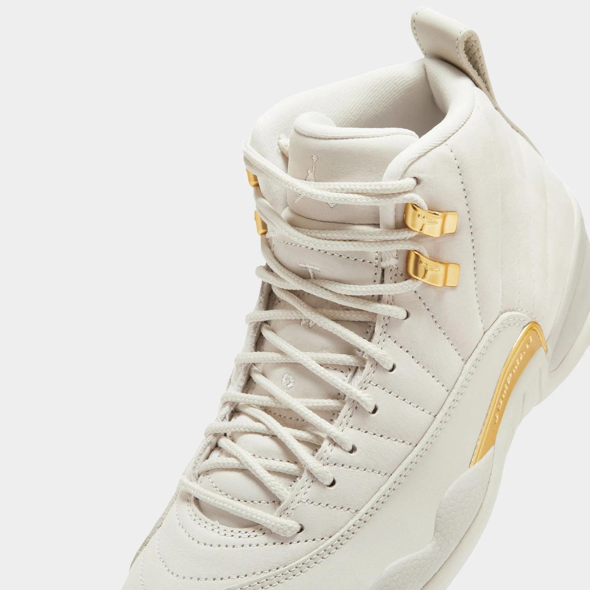 Midfoot Wrap Fit Jordan Women's 12 Retro Phantom / Metallic Gold - White