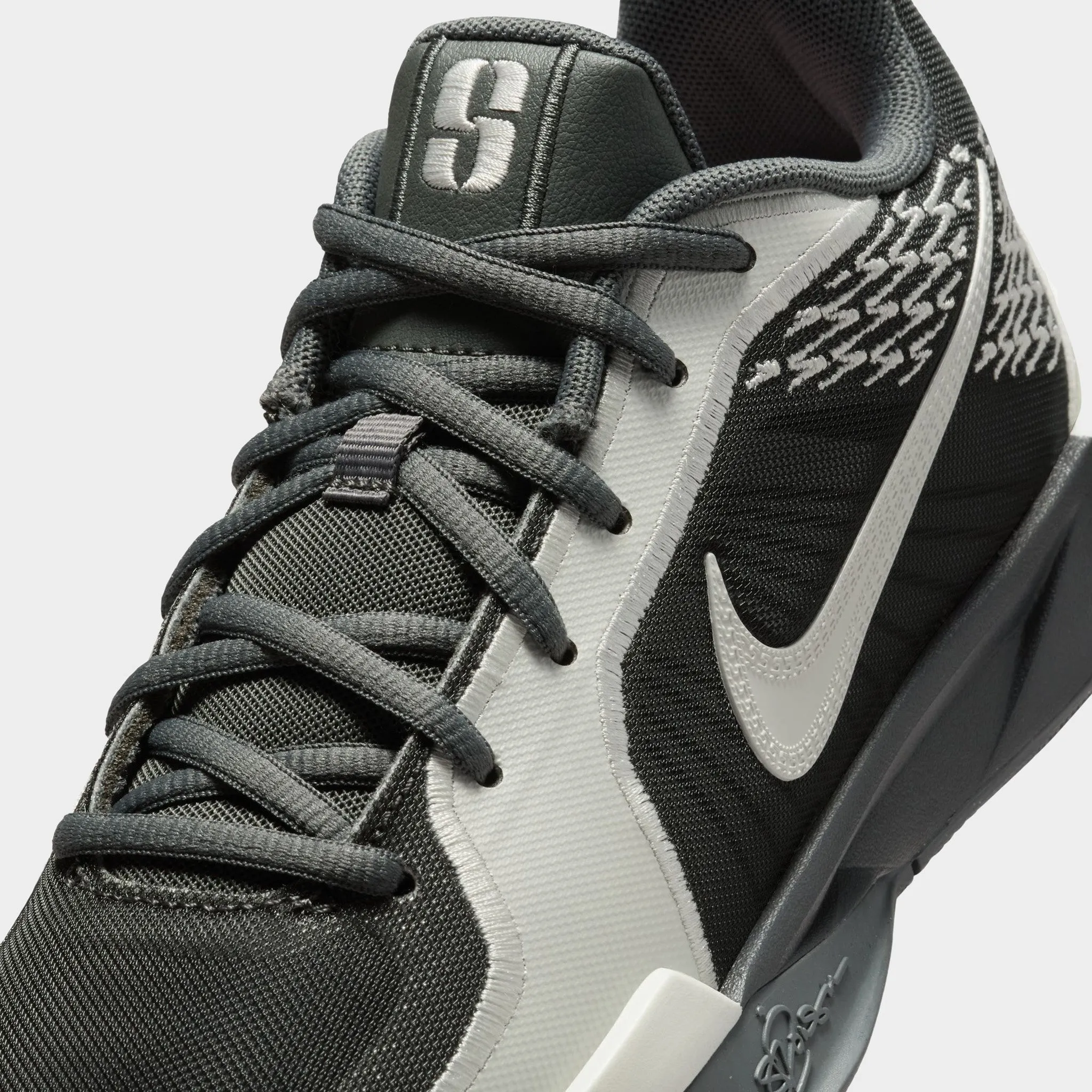 Nike Sabrina 2 GS Iron Grey / Sail - Hot Punch Memory Foam