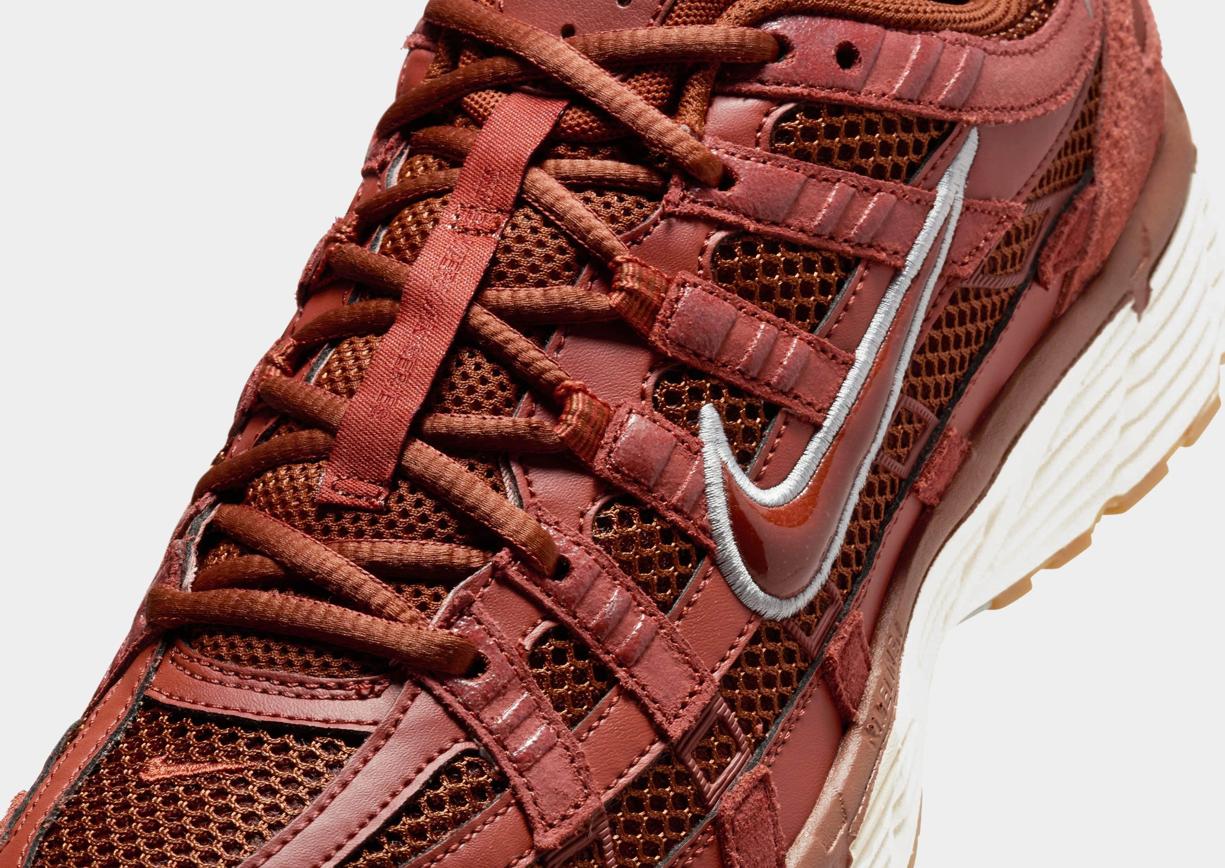 Sneaker Performance P-6000