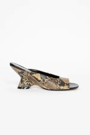 Open-Toe Leather Mules Beige ground grip