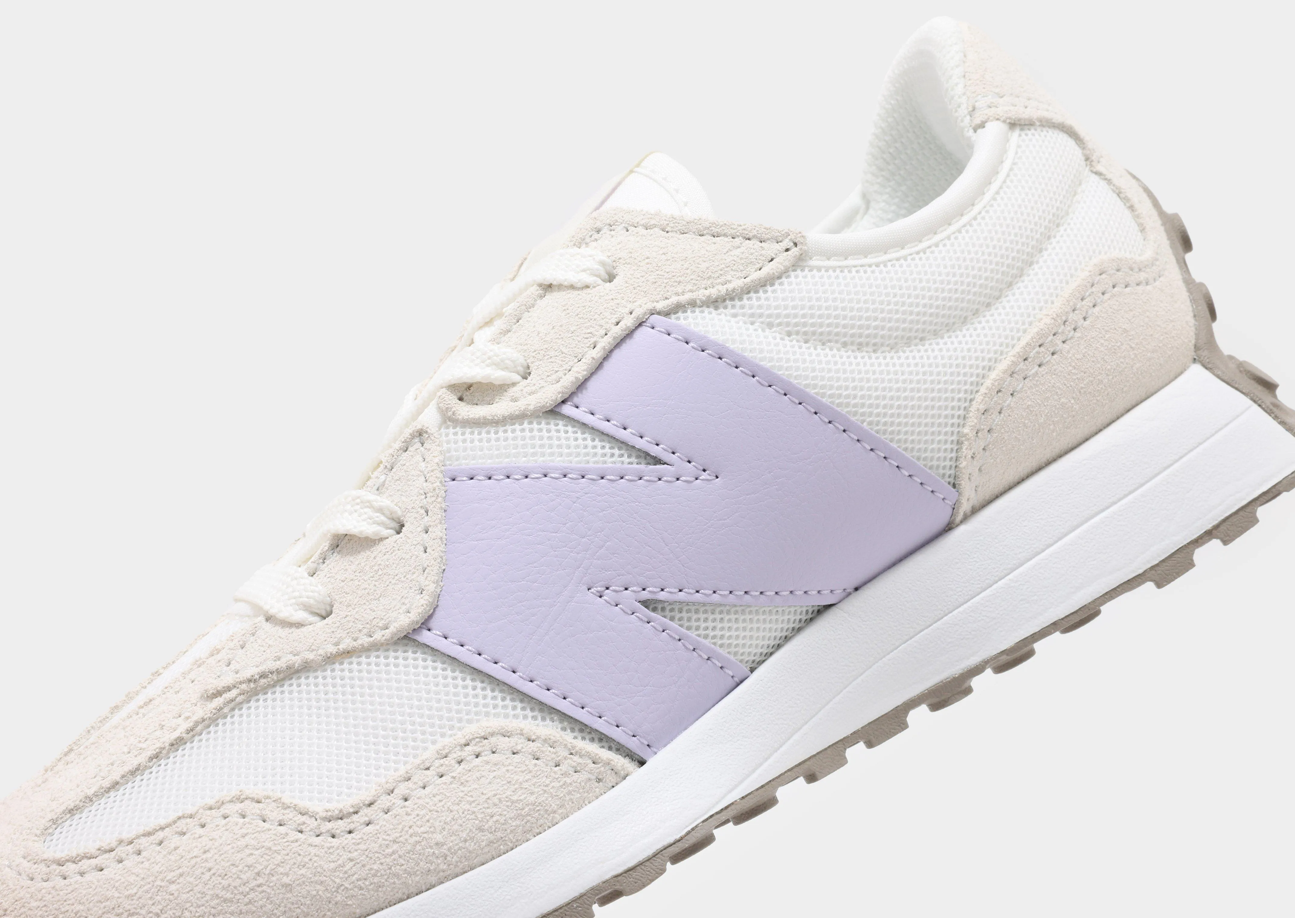 327 Comfortable Arch Support running with a visor