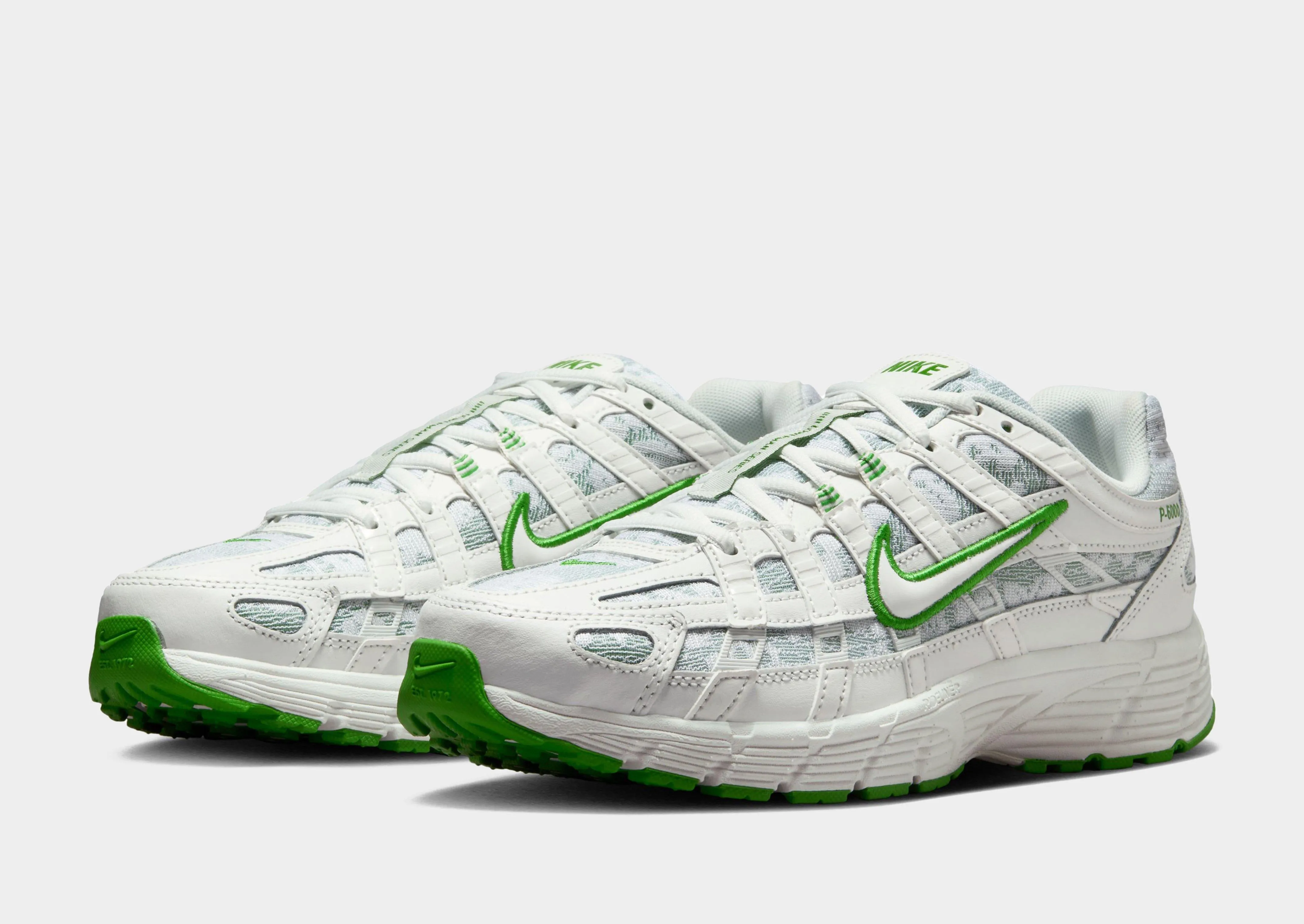 Pavement Walk P-6000 Women's