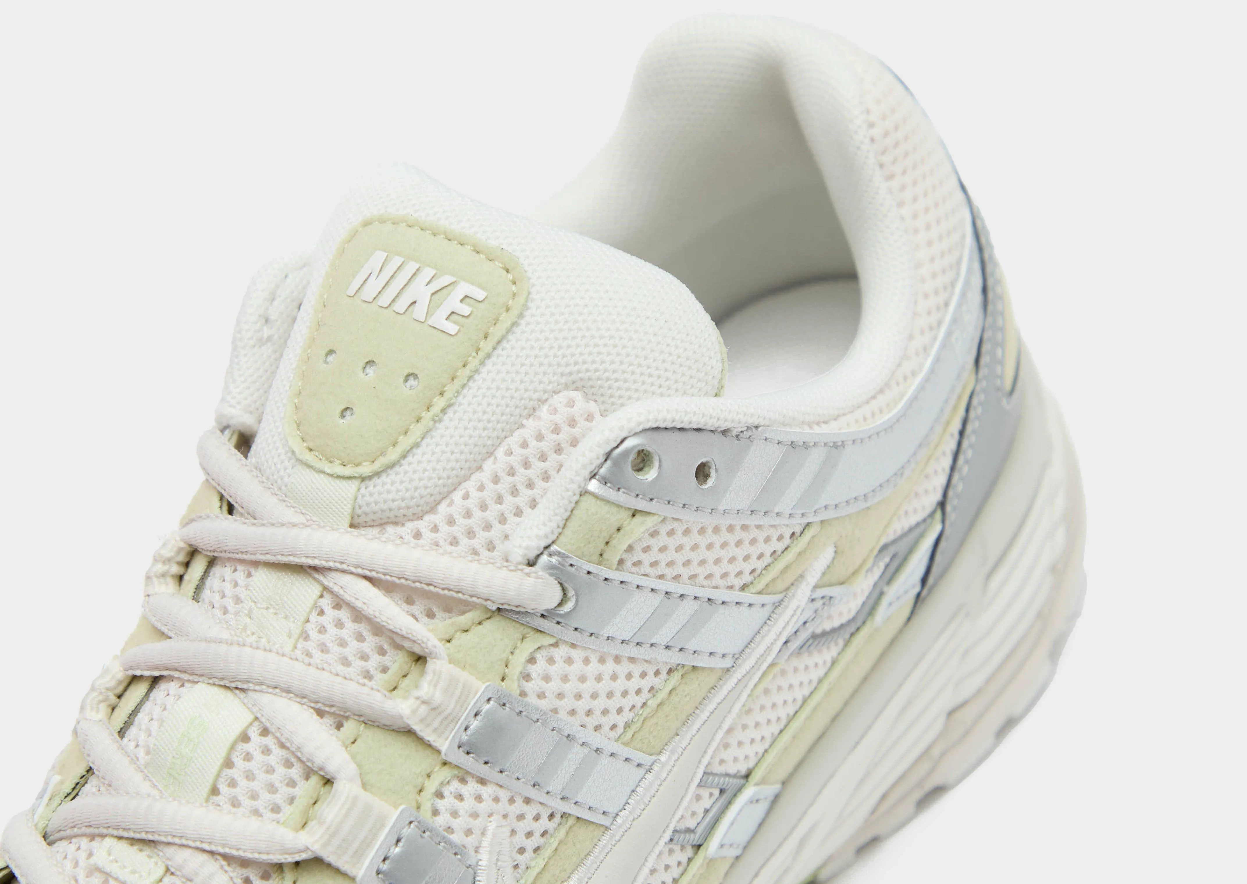 P-6000 Women's Soft Landing