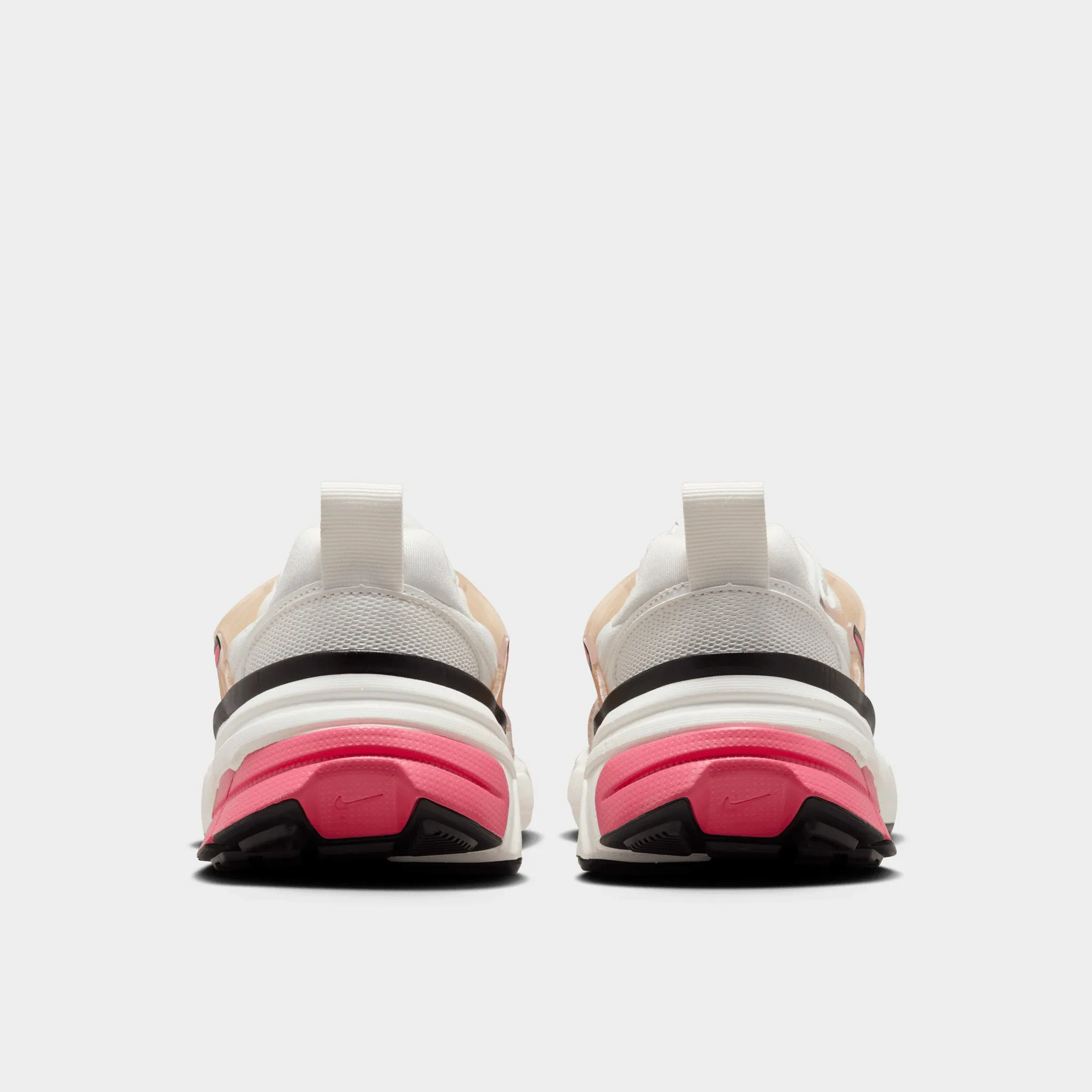 Interval running Nike Women's V2K Run Guava Ice / Metallic Silver - Aster Pink