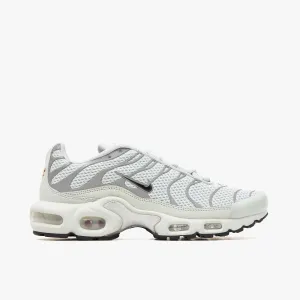 EVA sole Nike Women's Air Max Plus Light Silver / Black - Chrome