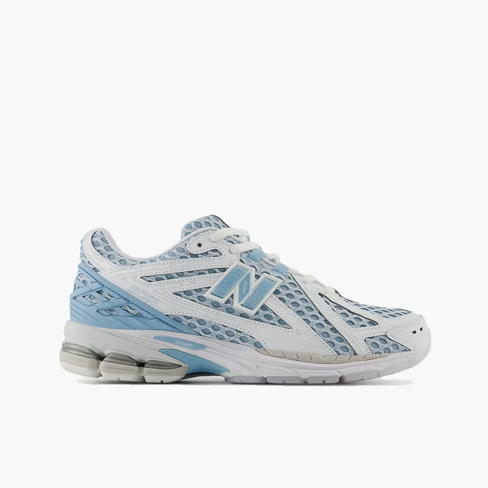 comfortable socks New Balance 1906R / White / Chrome Blue