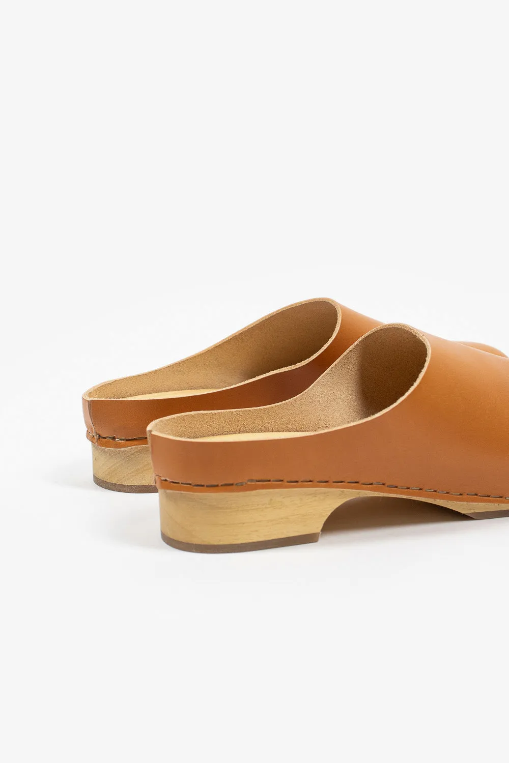 Low Leather Clog Natural Snow Season Thermal Core Backcountry Camper