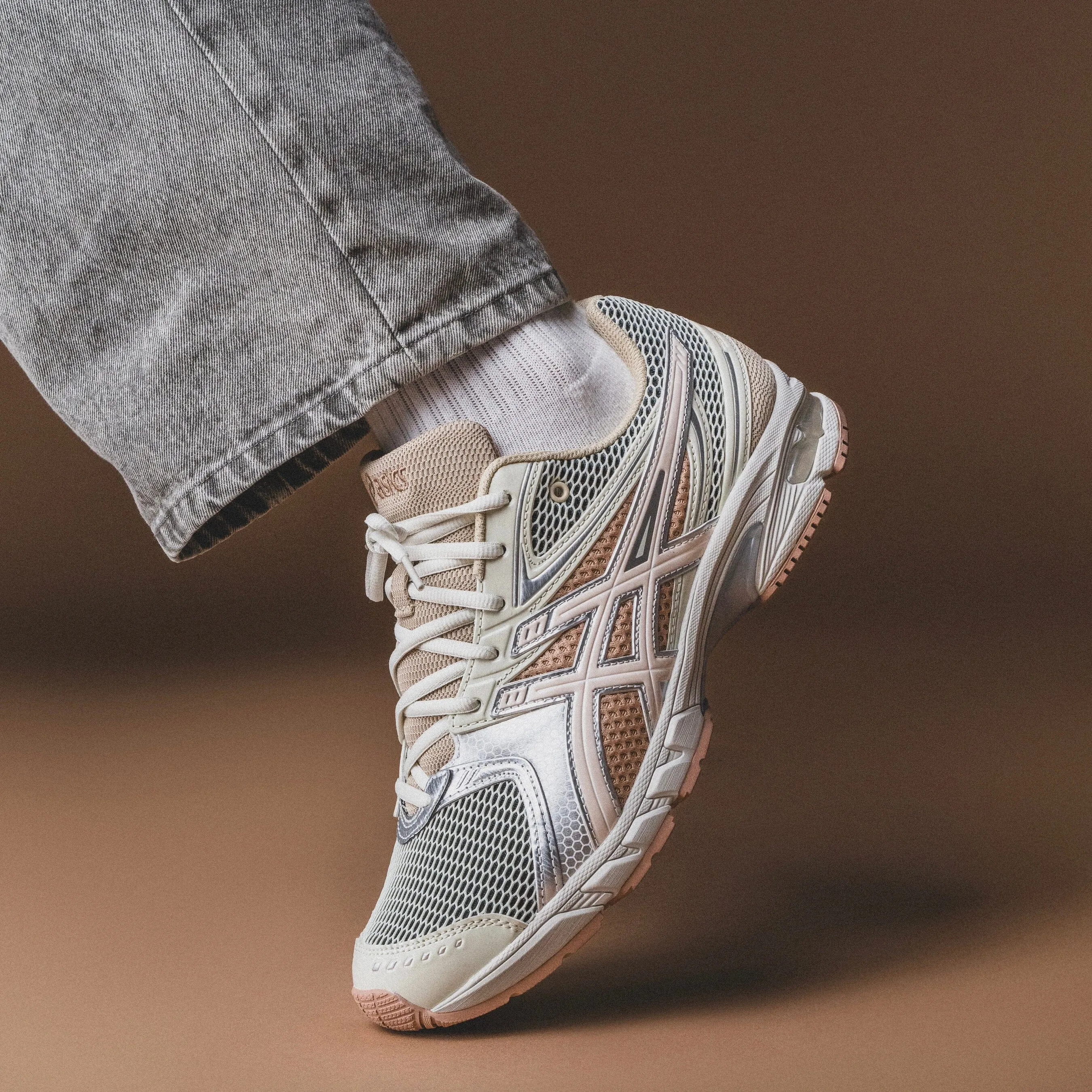 Slip Easy Velcro Closure MEN'S ASICS | Gel-DS Trainer 14 (Lake Grey/Mineral Beige)
