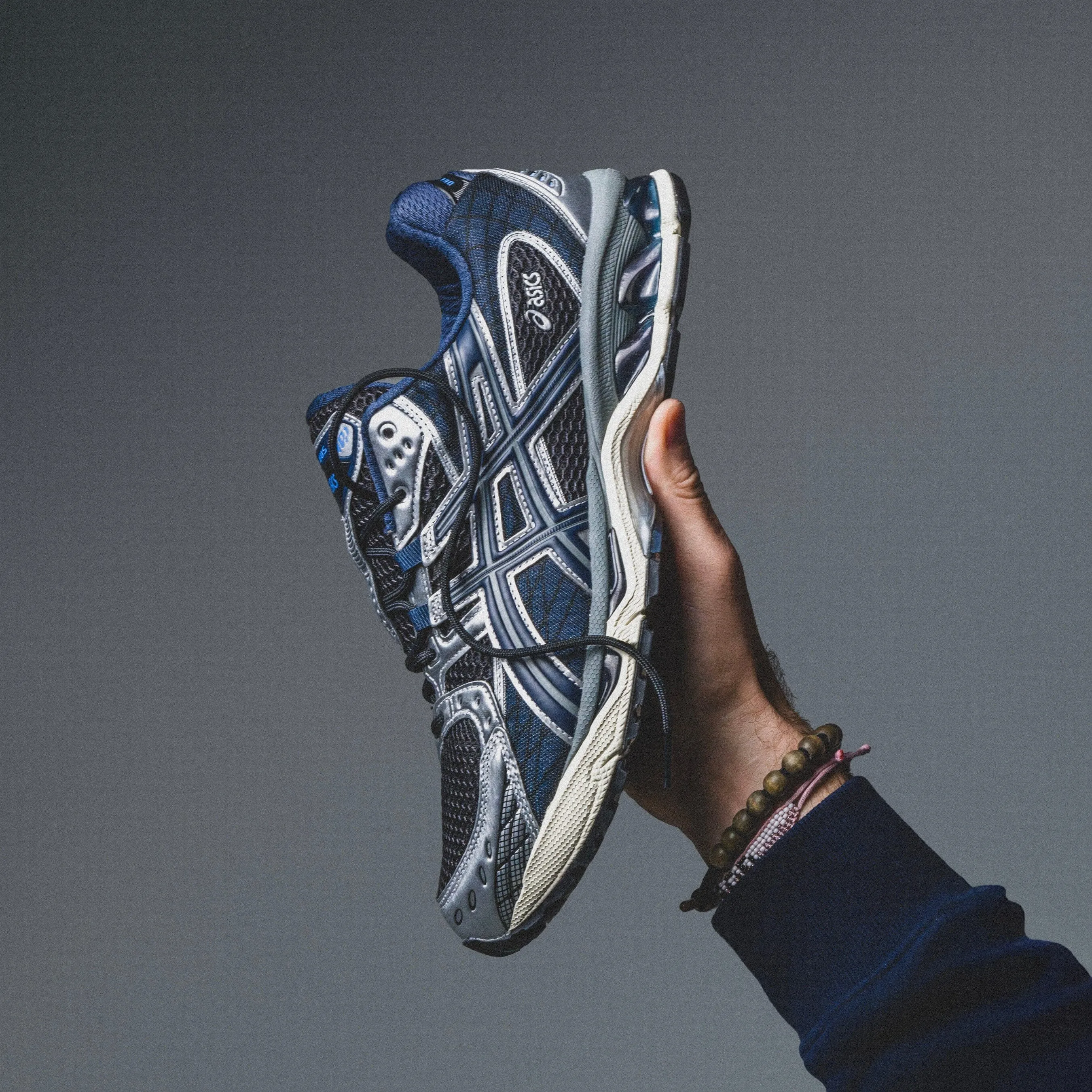 MEN'S ASICS | Gel-Nimbus 10.1 (Black/Midnight) Velcro Strap