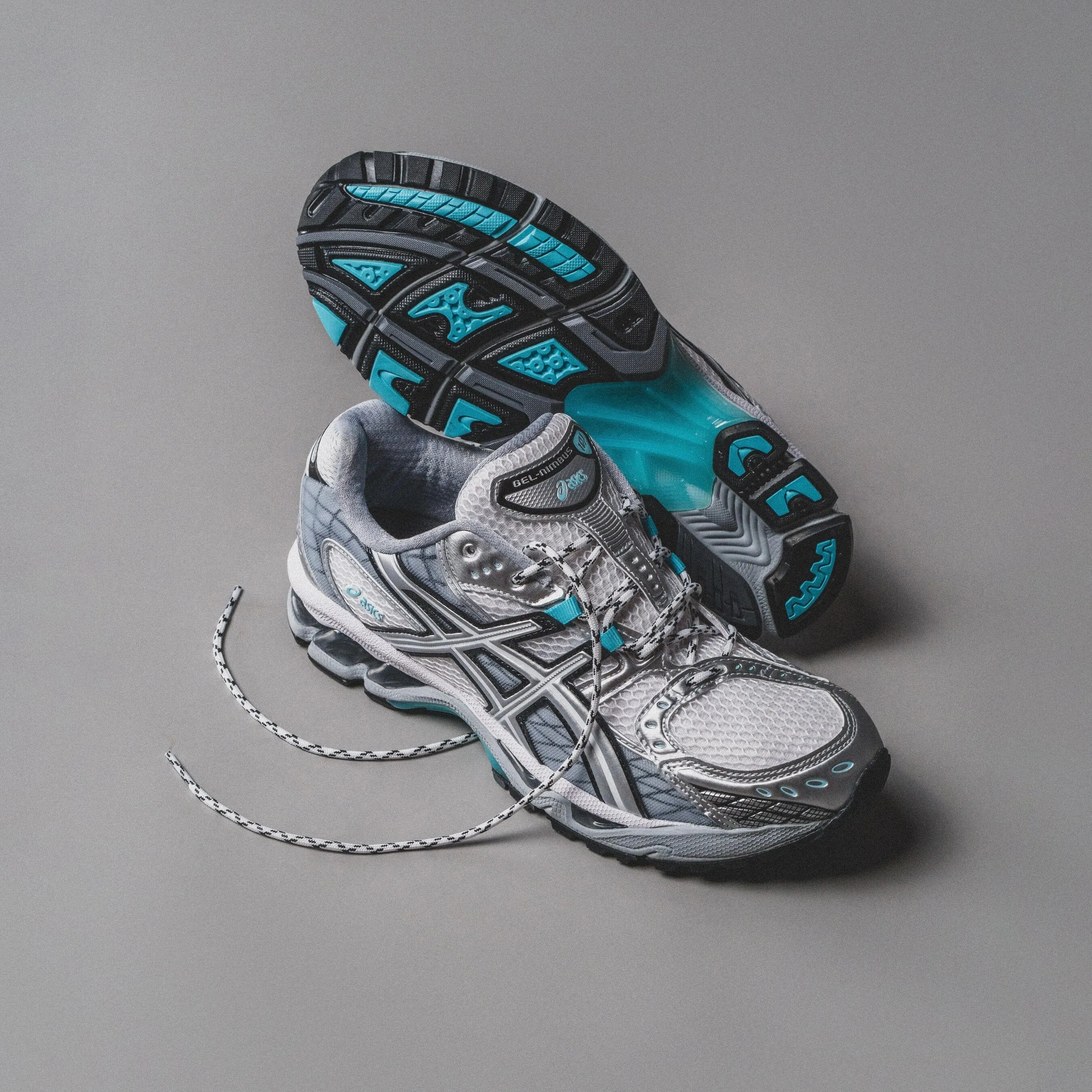Travel Day MENS ASICS | GEL-NIMBUS 10.1 (WHITE/PIEDMONT GREY)